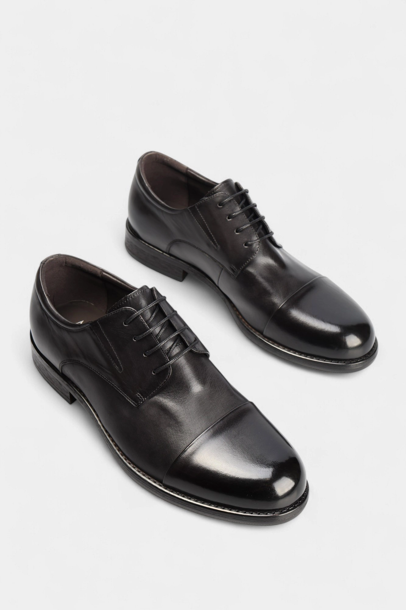 A779-H02_120825 Туфли Marc Cony Серый