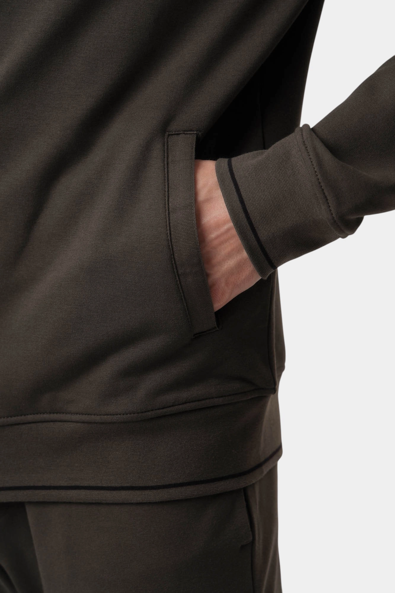 8NZM82_ZJH3Z_U81 Толстовка Armani Exchange 
