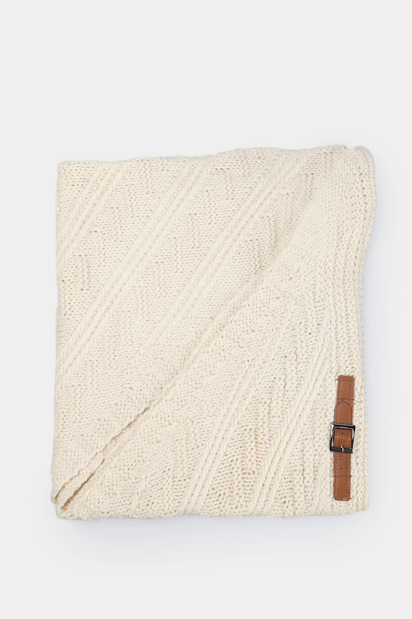 5299-039-54 Палантин Marc Cony Молочный