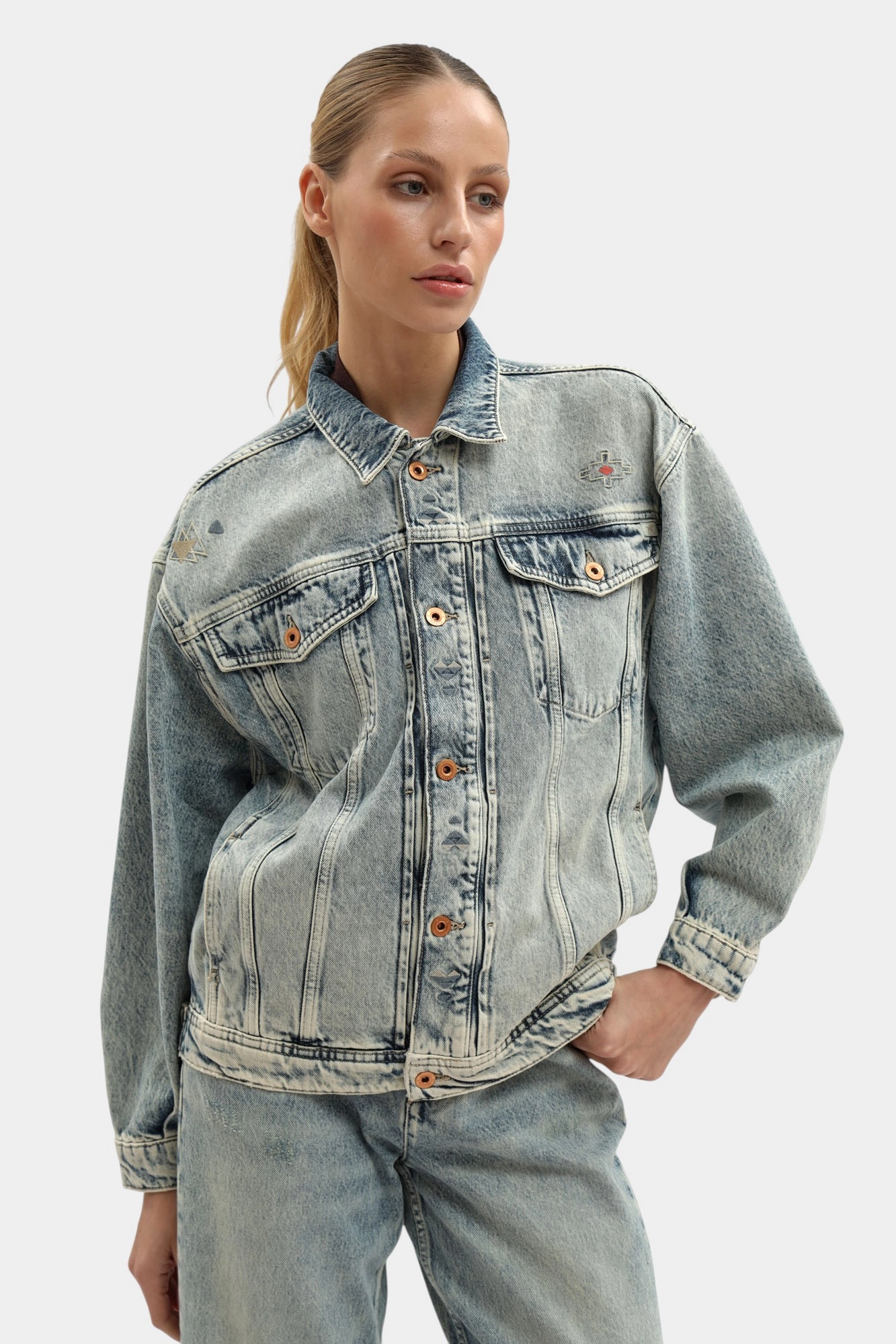 1016944-5000 куртка джинсовая mustang