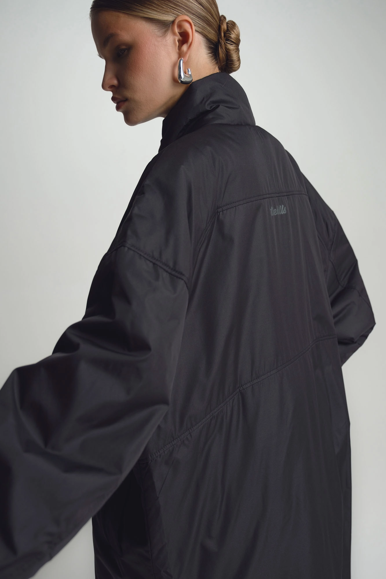 W-252-P-56-2901 пальто the hills 