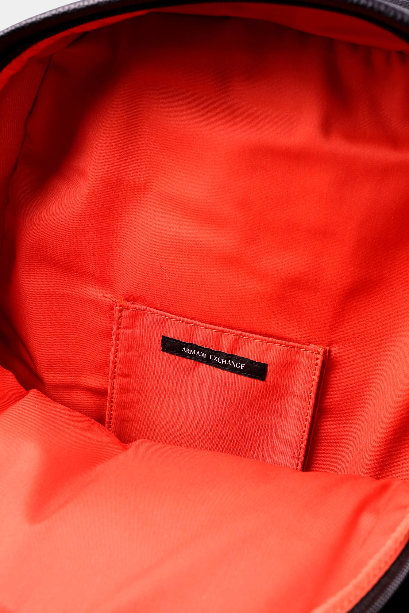 XM002030_AF19929 Рюкзак Armani Exchange Черный