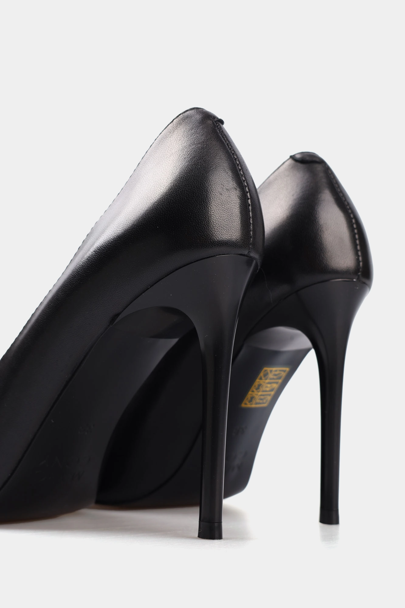 MCWLX026-BL-V Лодочки Marc Cony Черный