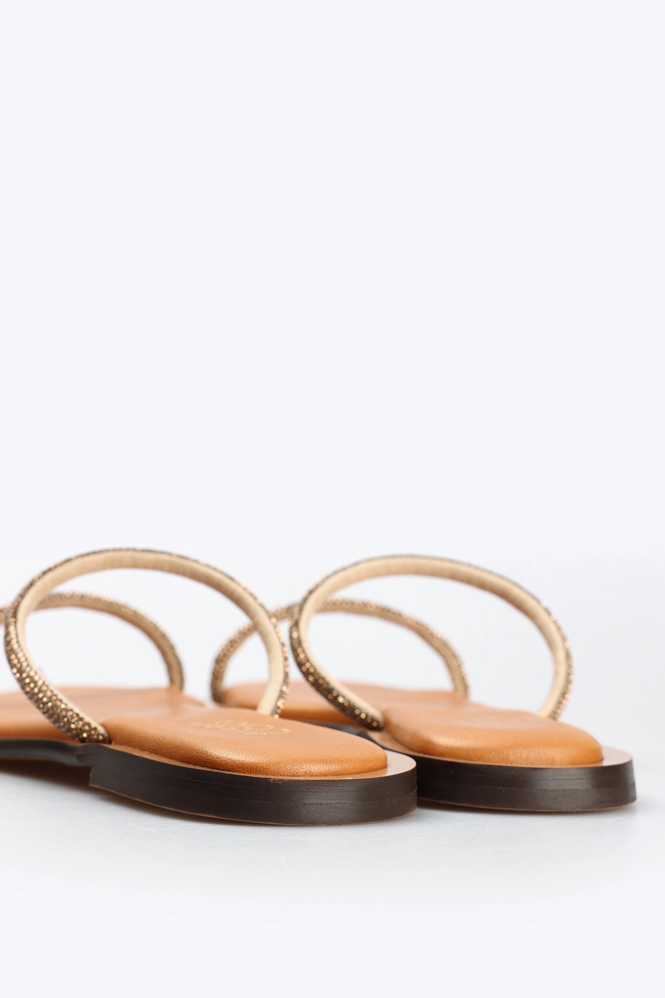 18-107-01 Сабо Marc Cony Бежевый