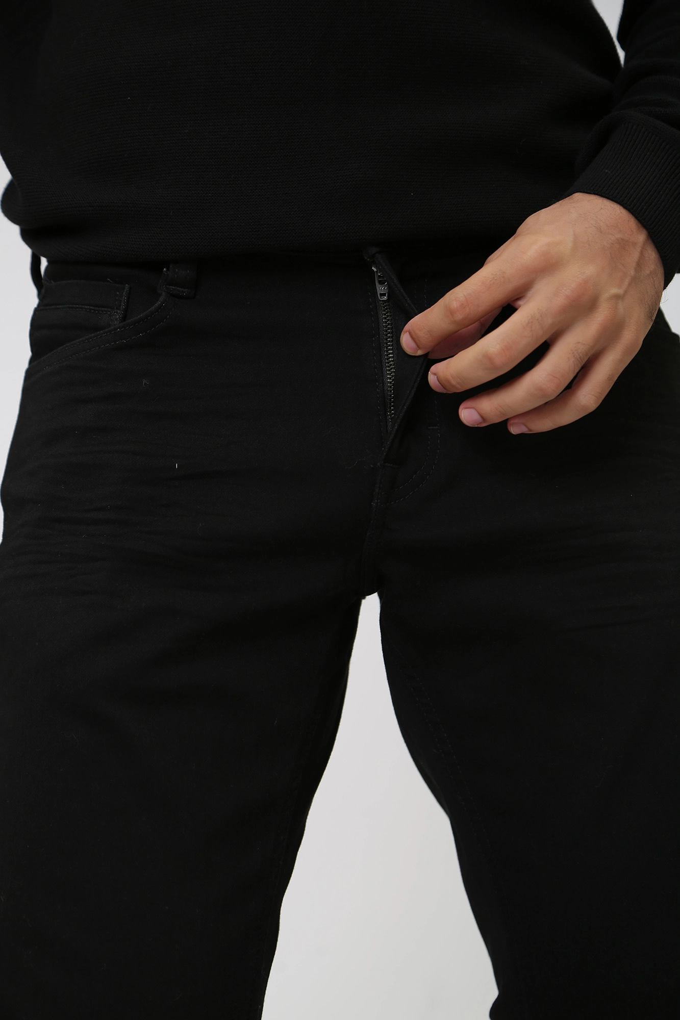 1014263-4000 Джинсы Mustang Черный