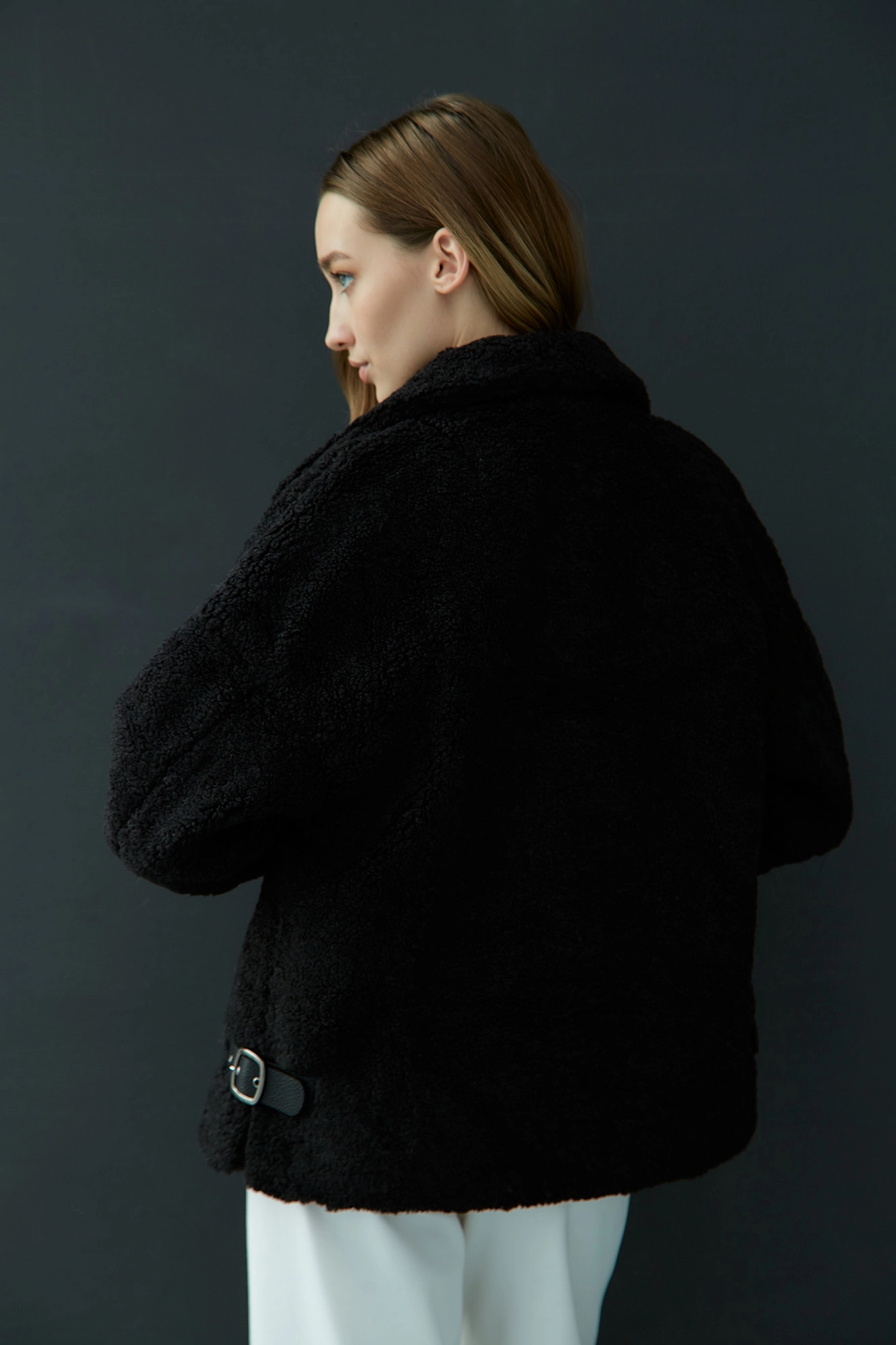 W-232-ZM-988К шуба the hills 