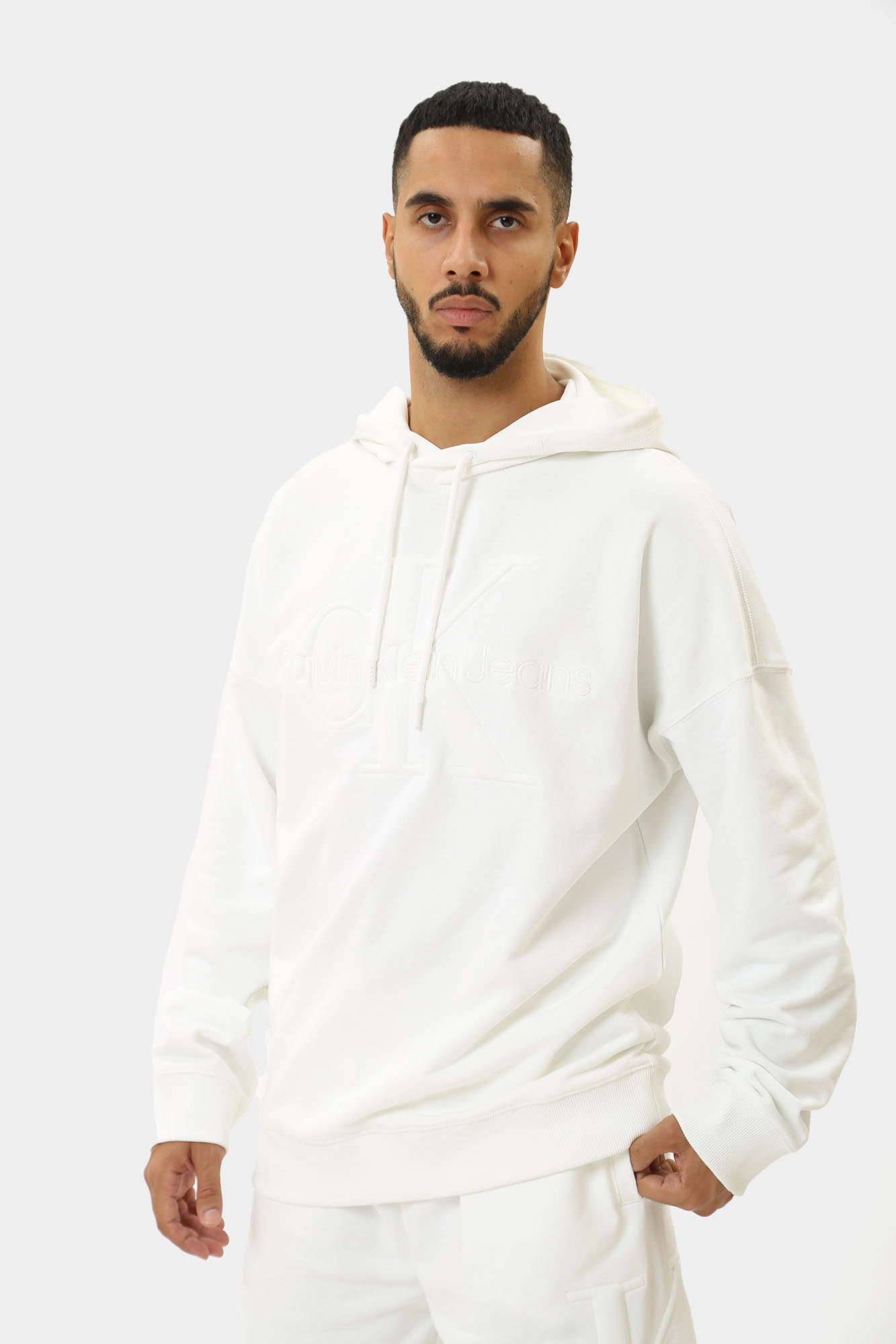 Calvin klein jeans white clearance