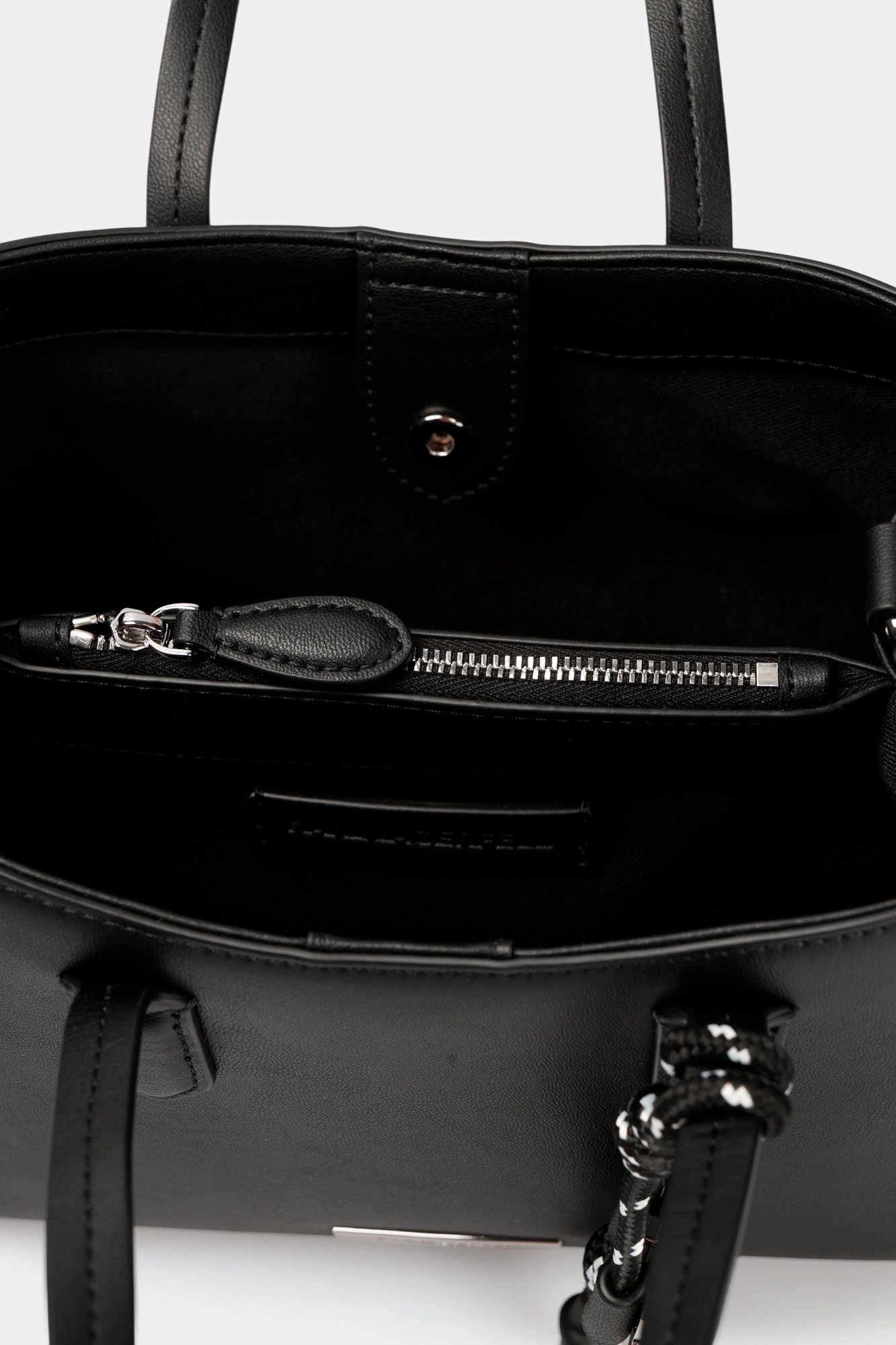 B1W30003 Сумкa Karl Lagerfeld Черный