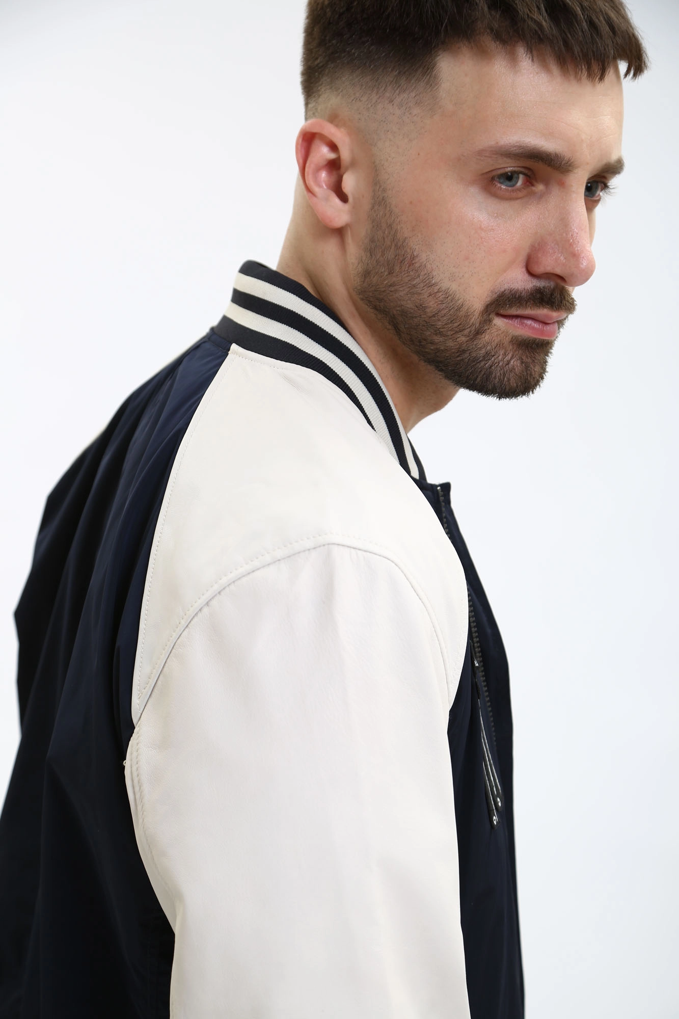 110138_80000523 Куртка кожаная Strellson Синий