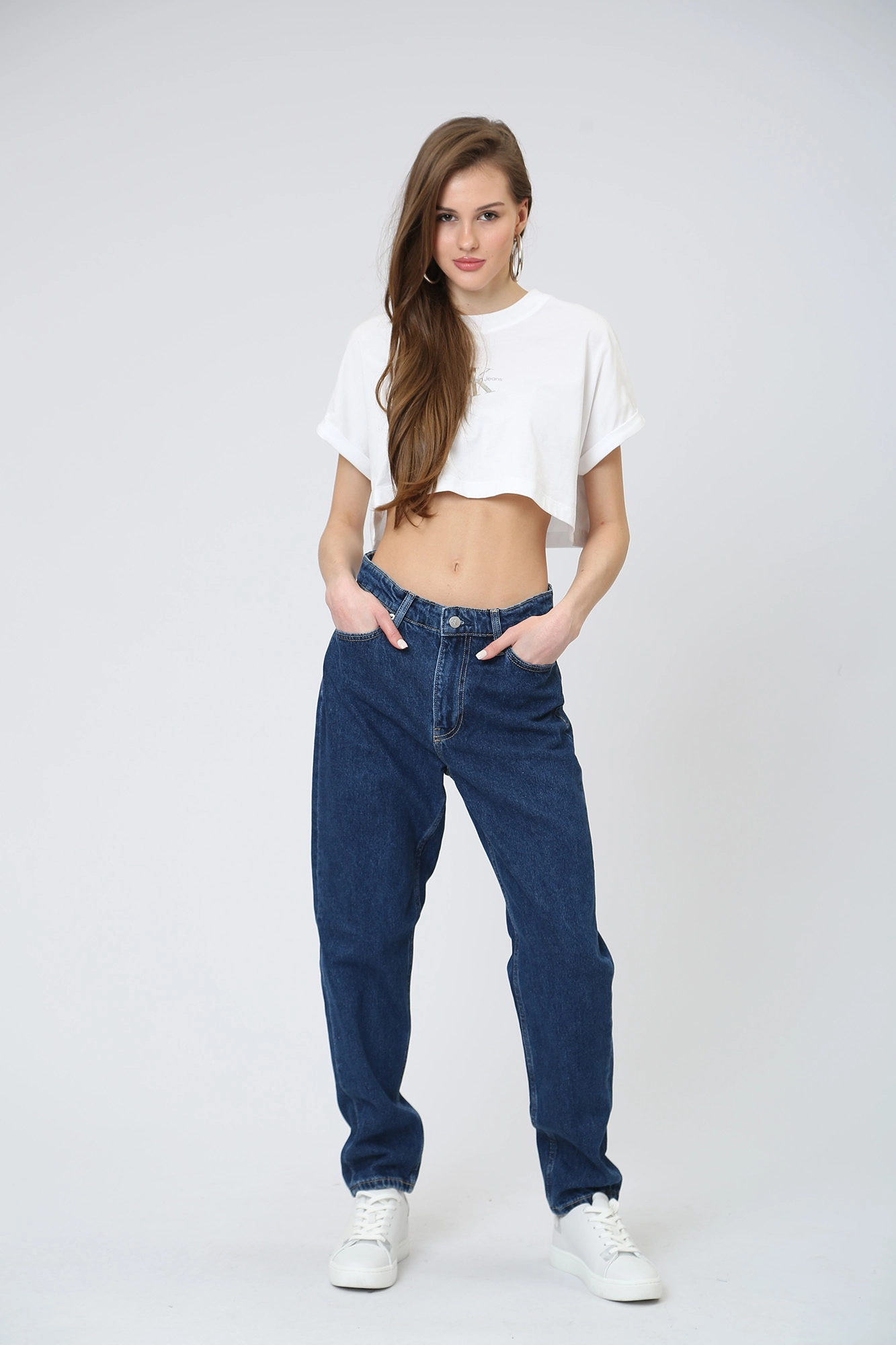 Calvin Klein Jeans J20J219318 1BJ Med Online.ru