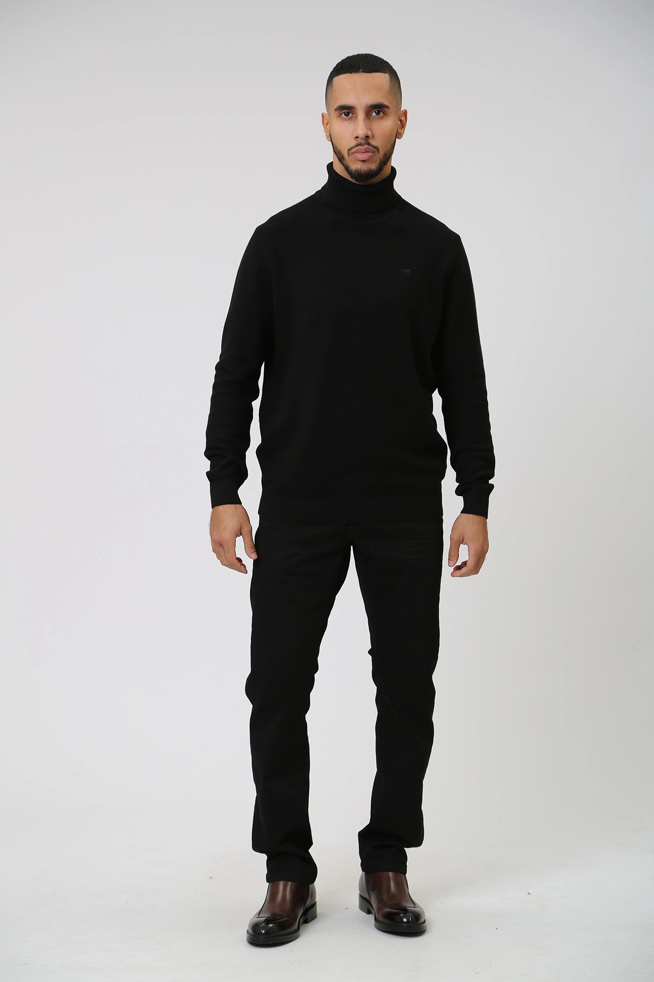 1014263-4000 Джинсы Mustang Черный