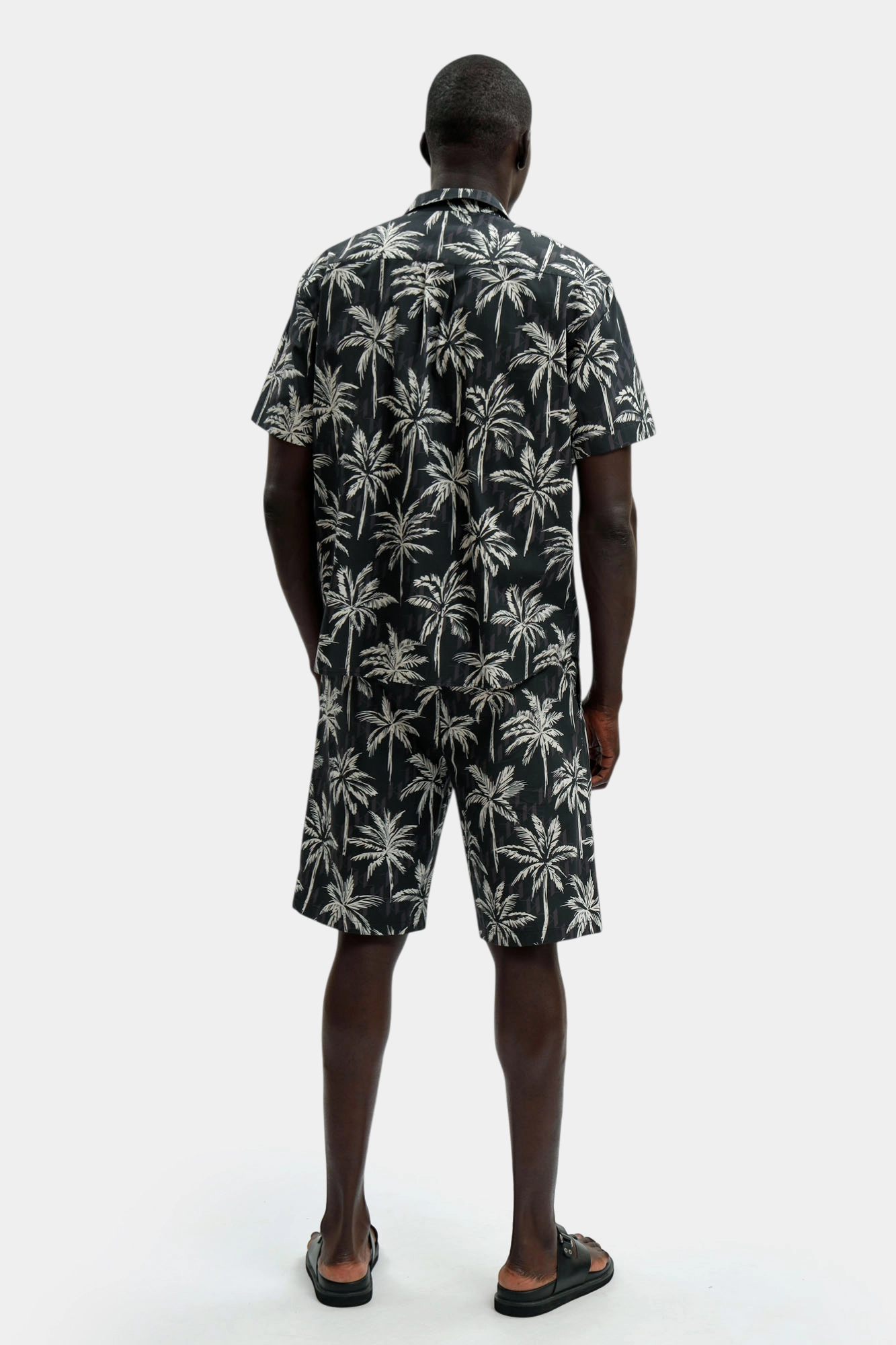 562625_265700 Шорты Karl Lagerfeld Черный