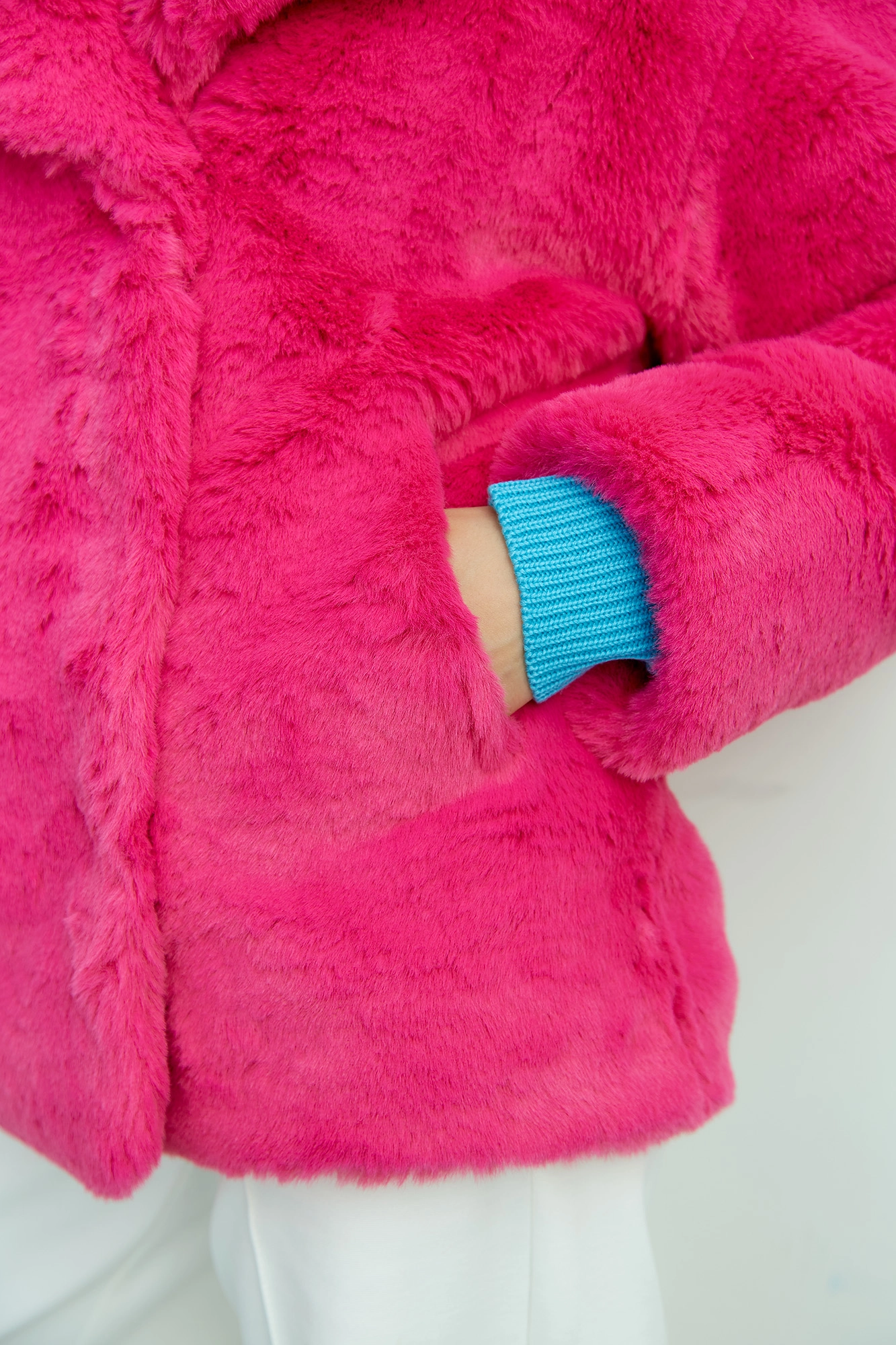 W-232-ZM-1131НЕ шуба the hills 