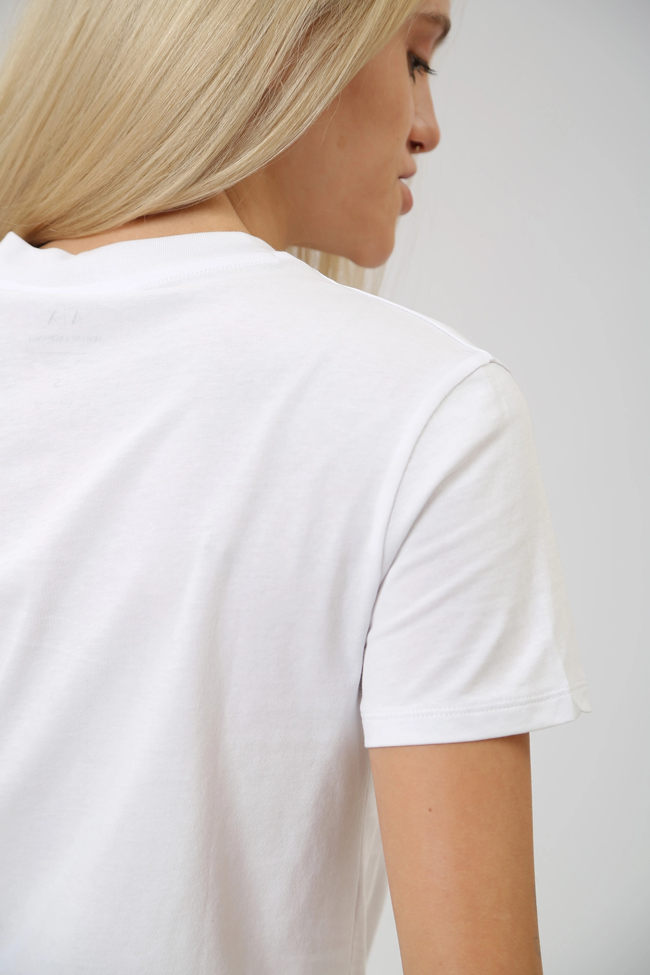 6RYT12_YJ3RZ футболка armani exchange 