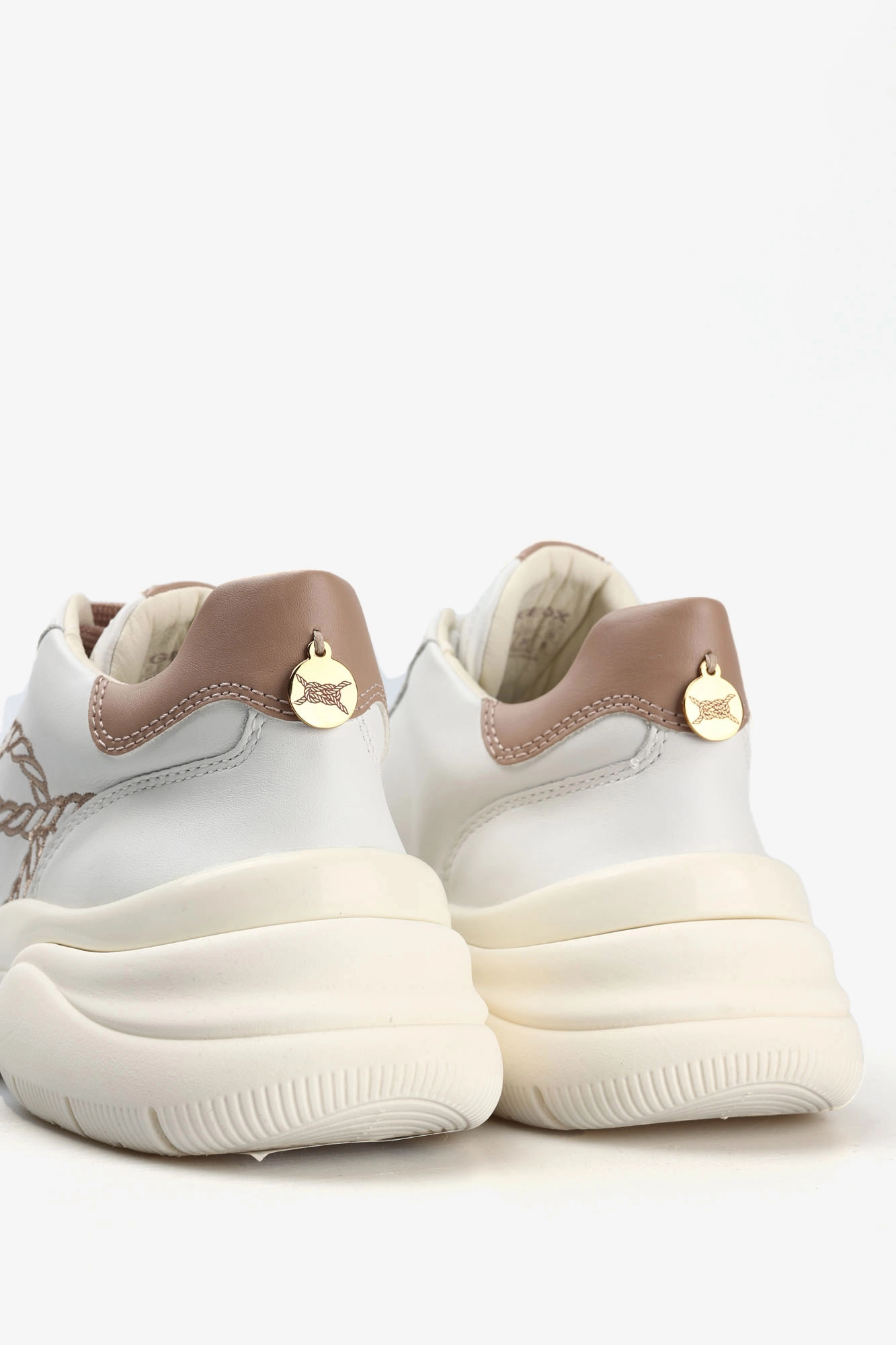 D45PQC08554 Кроссовки Geox Белый