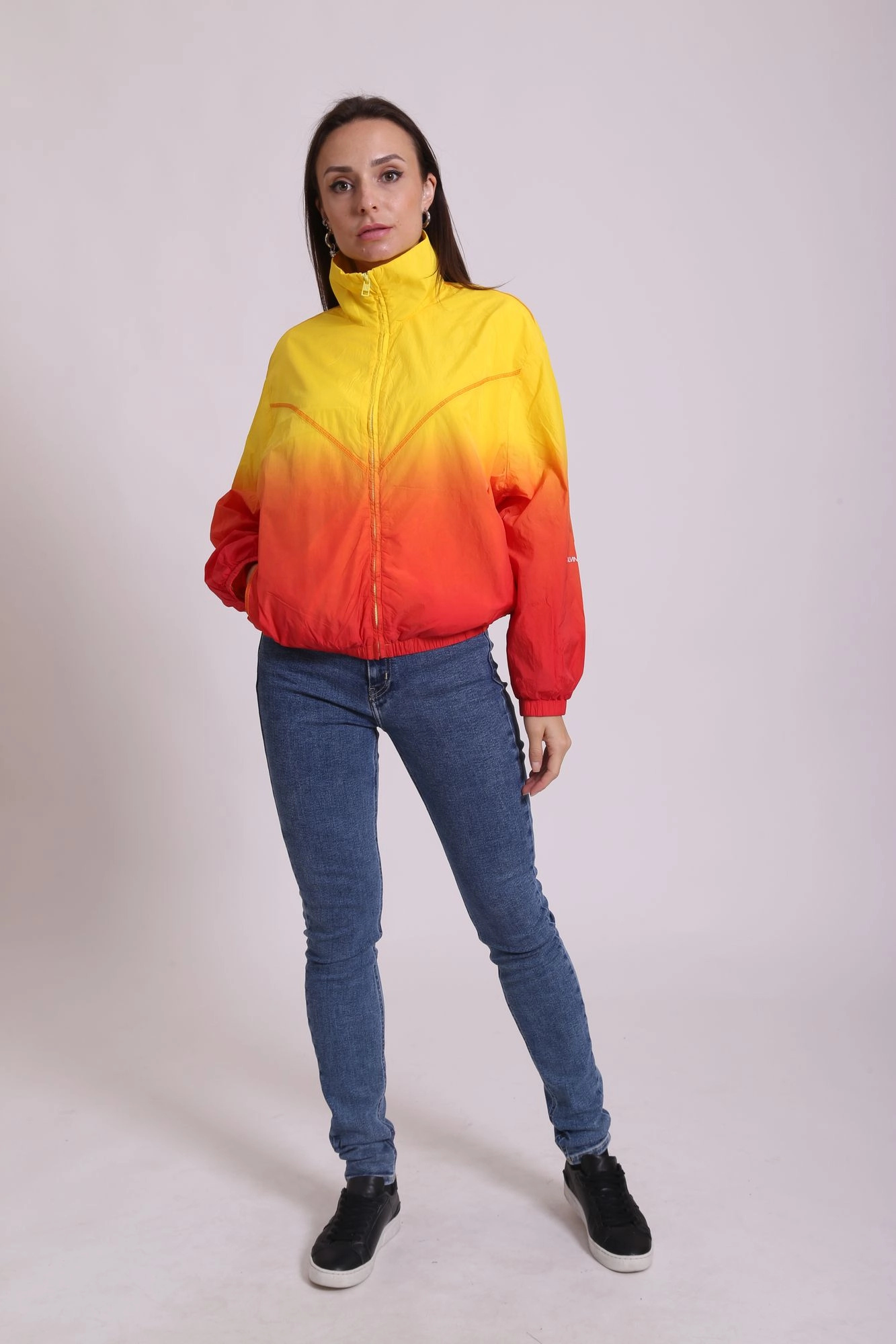 J20J216257 ветровка calvin klein jeans 