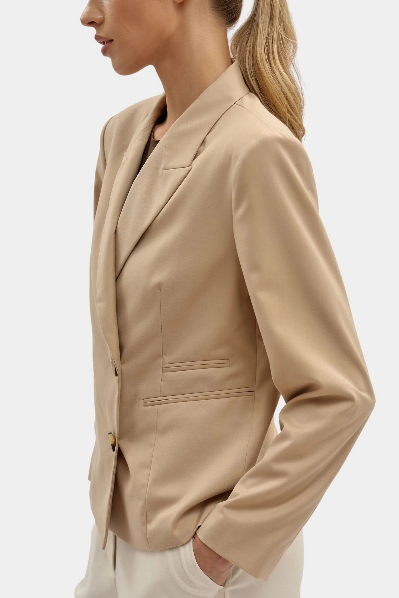 XW000695_AF10855 пиджак armani exchange 