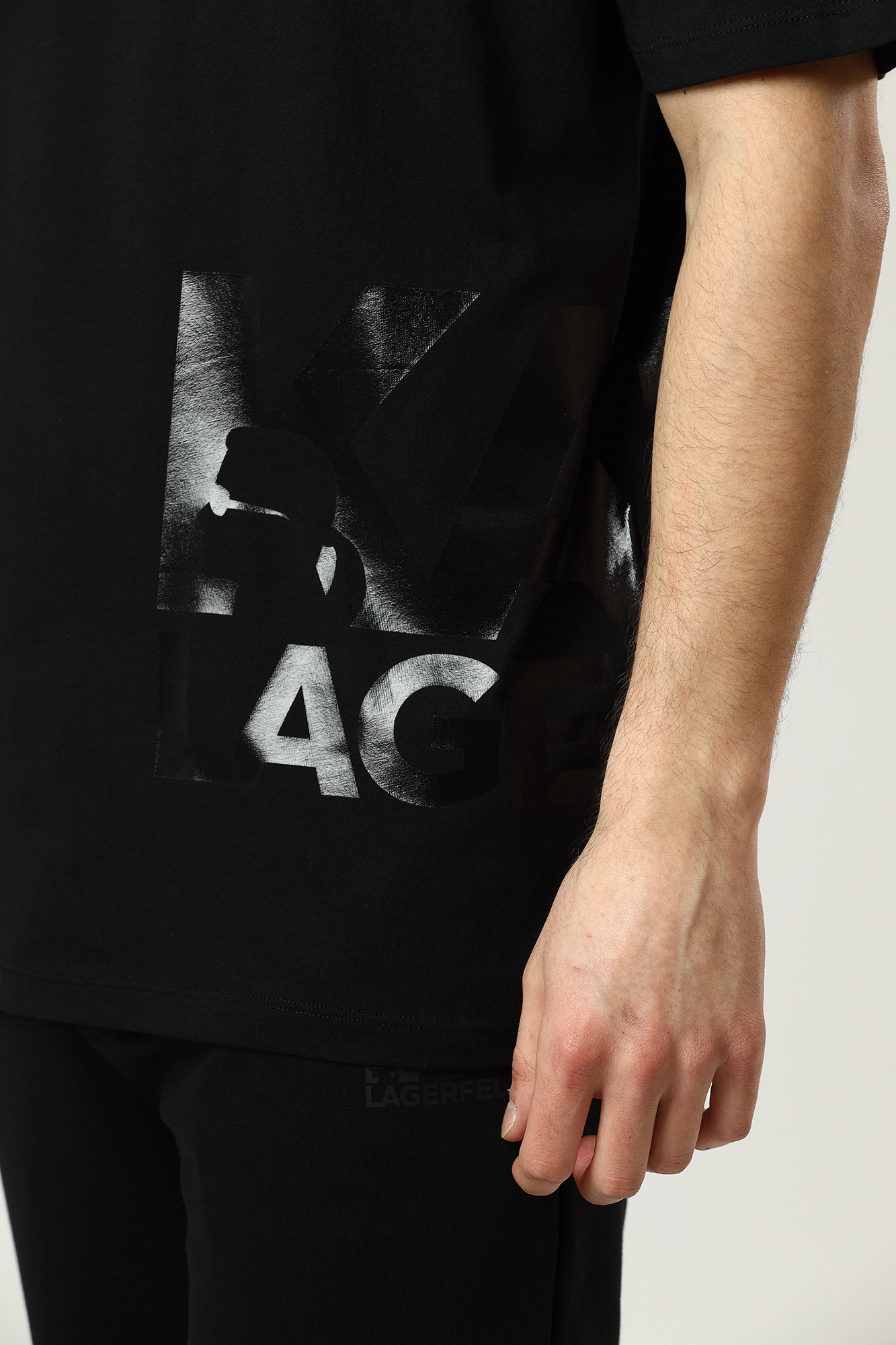 521224_755285 Футболка Karl Lagerfeld Черный