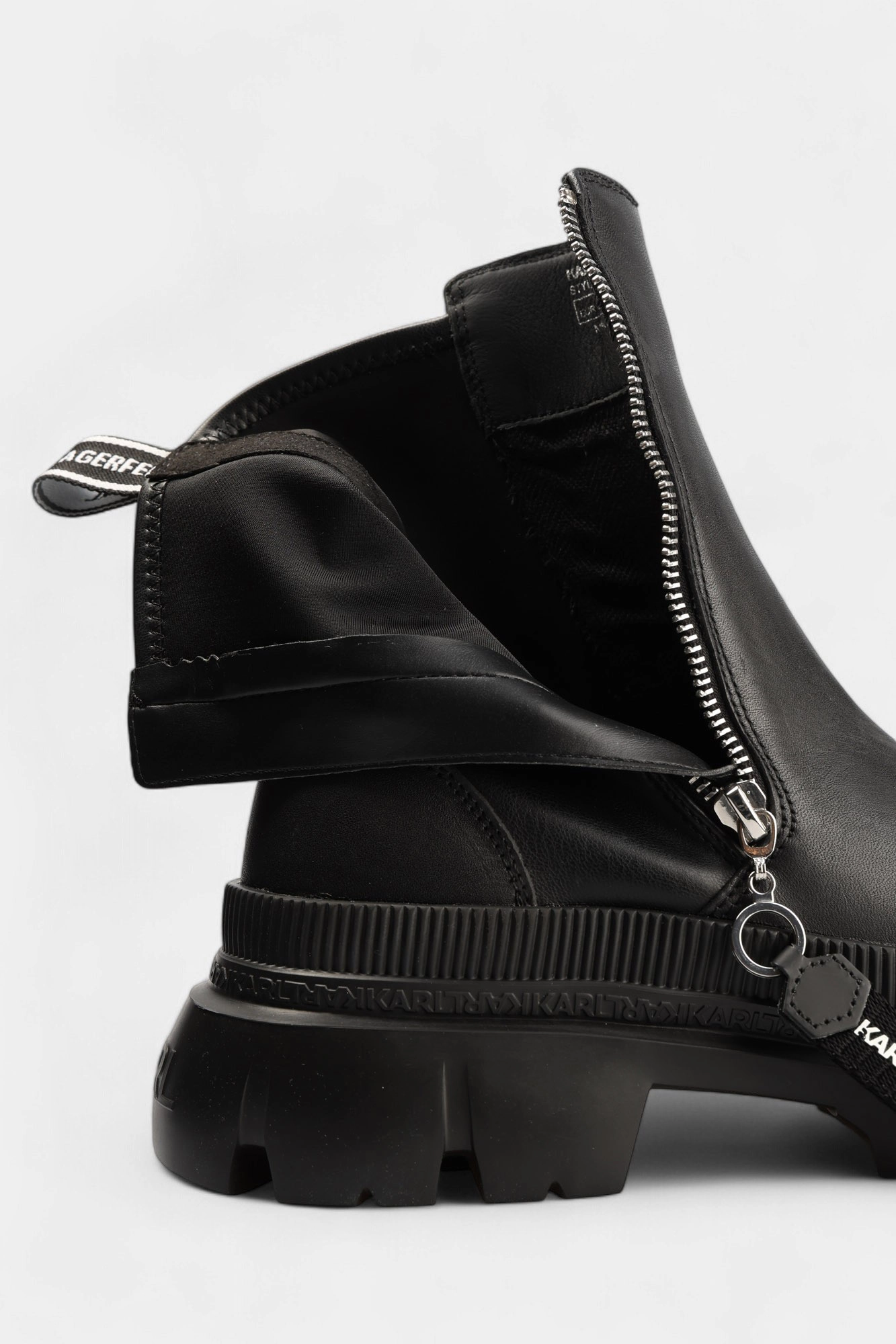 KL43565 Ботинки Karl Lagerfeld Черный