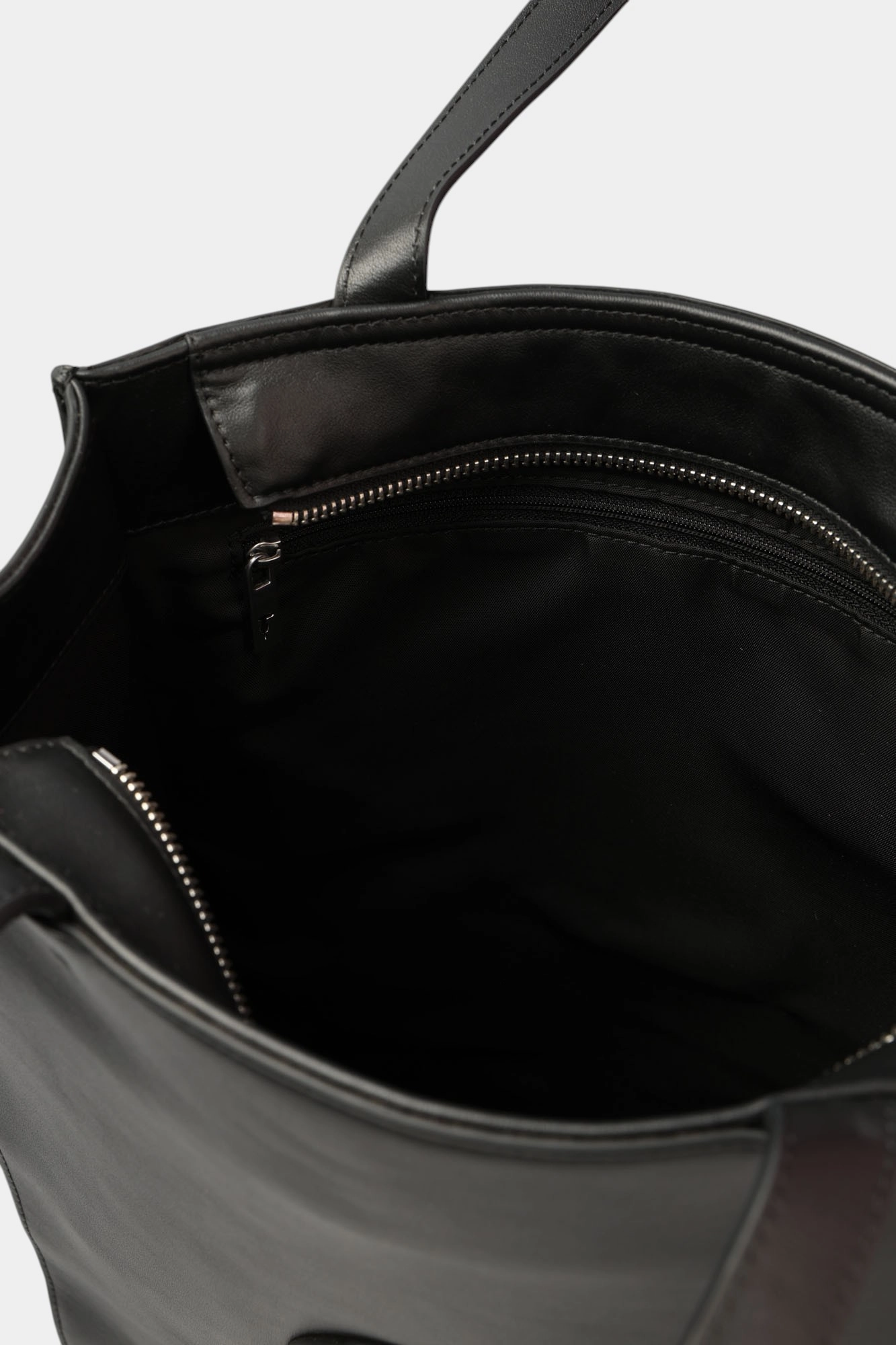 Z649E006034N-WBB03L11-20RA Сумка тоут Trussardi Черный