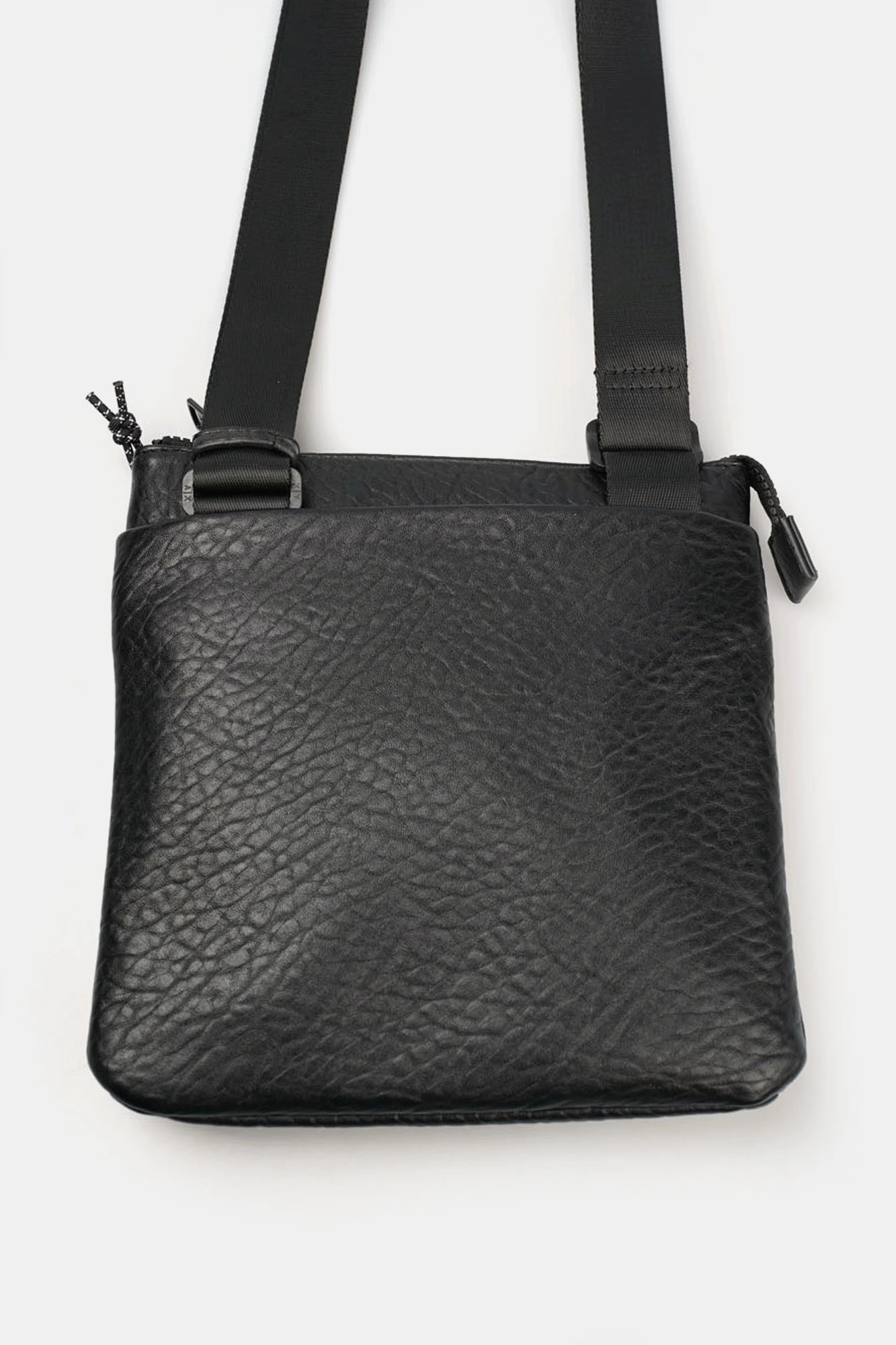 XM000852_AF12967 Сумка Armani Exchange Черный
