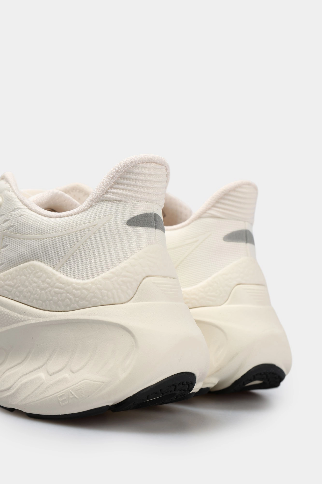 X8X245_XK442_MZ212 Кроссовки EA7 Белый