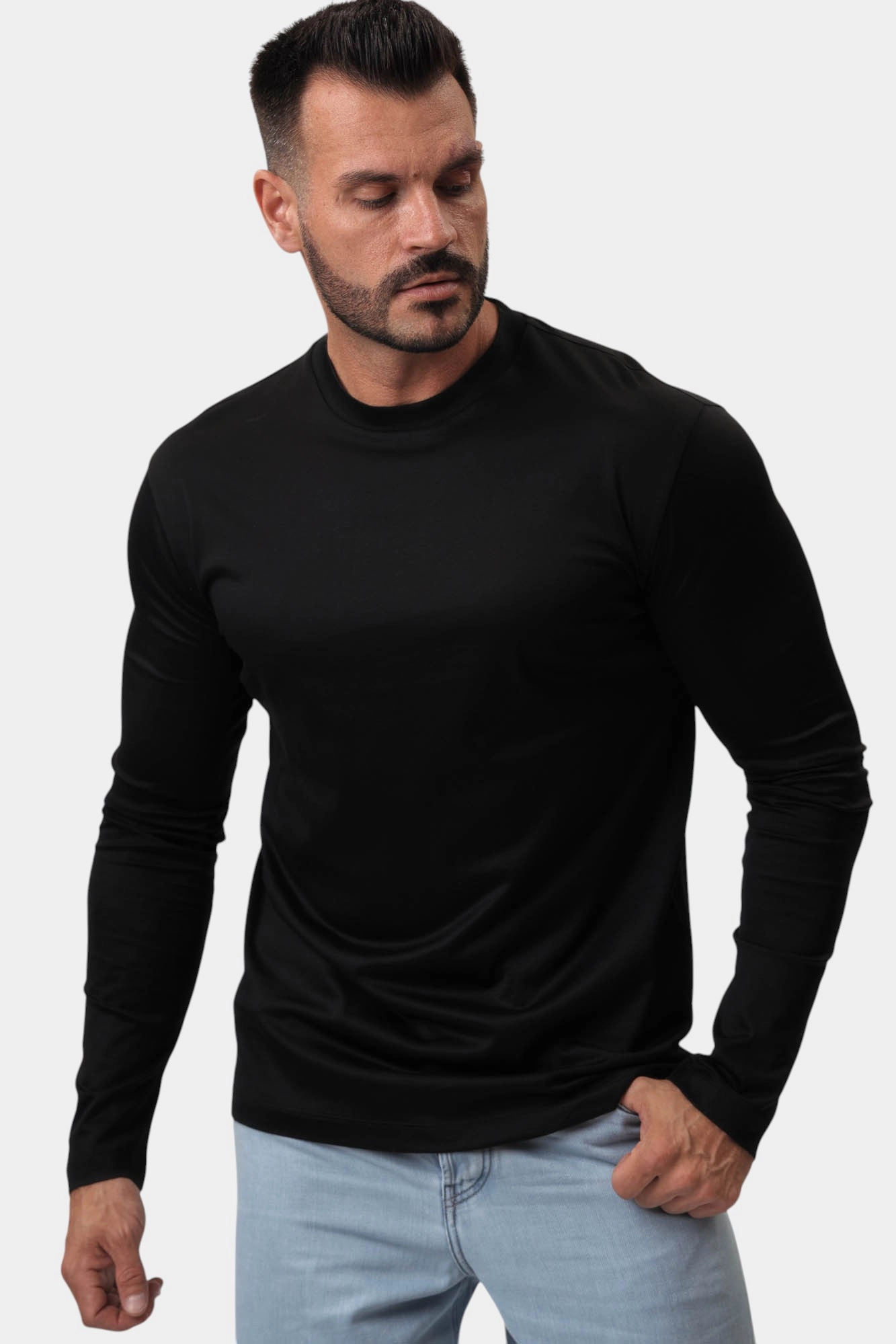 8N1TE9_1JUVZ Лонгслив Emporio Armani Черный