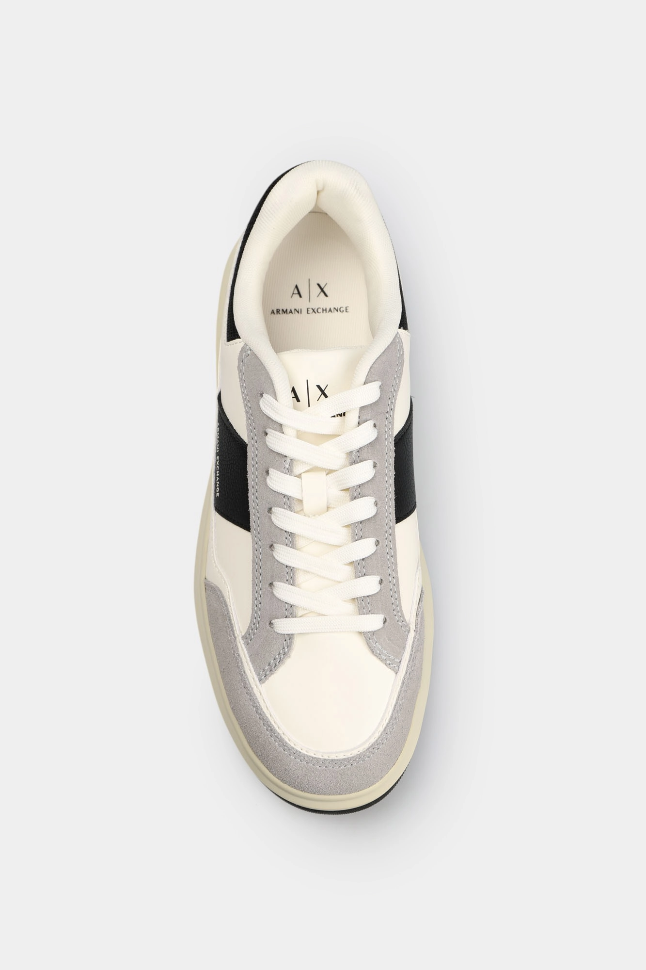 XM001720_AF17529 Кеды Armani Exchange Белый