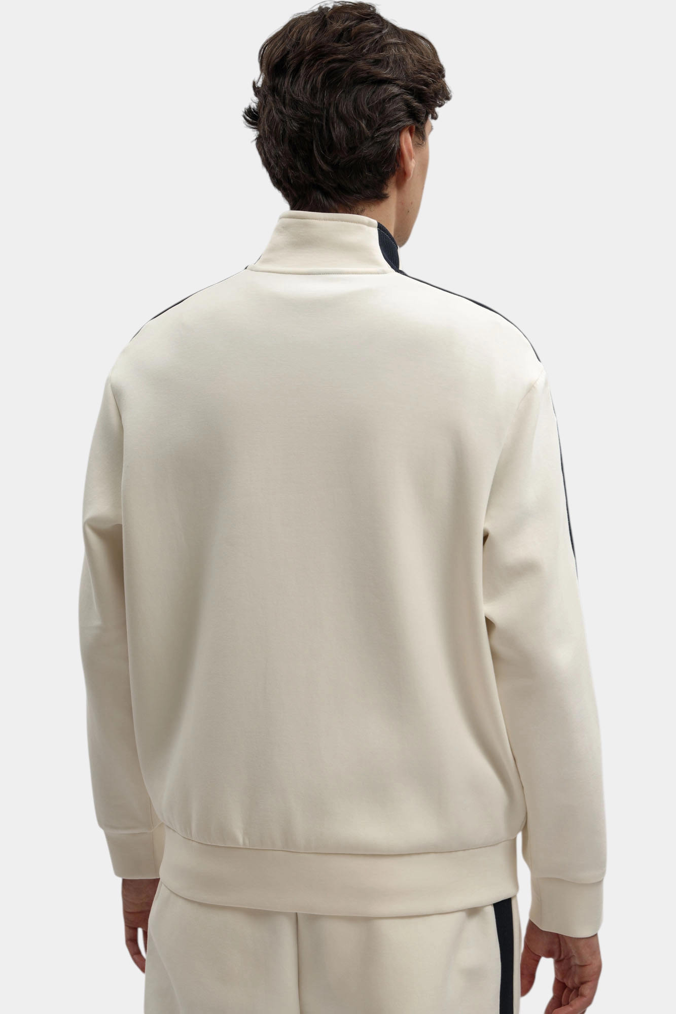 XM002367_AF13047 Куртка Armani Exchange Бежевый