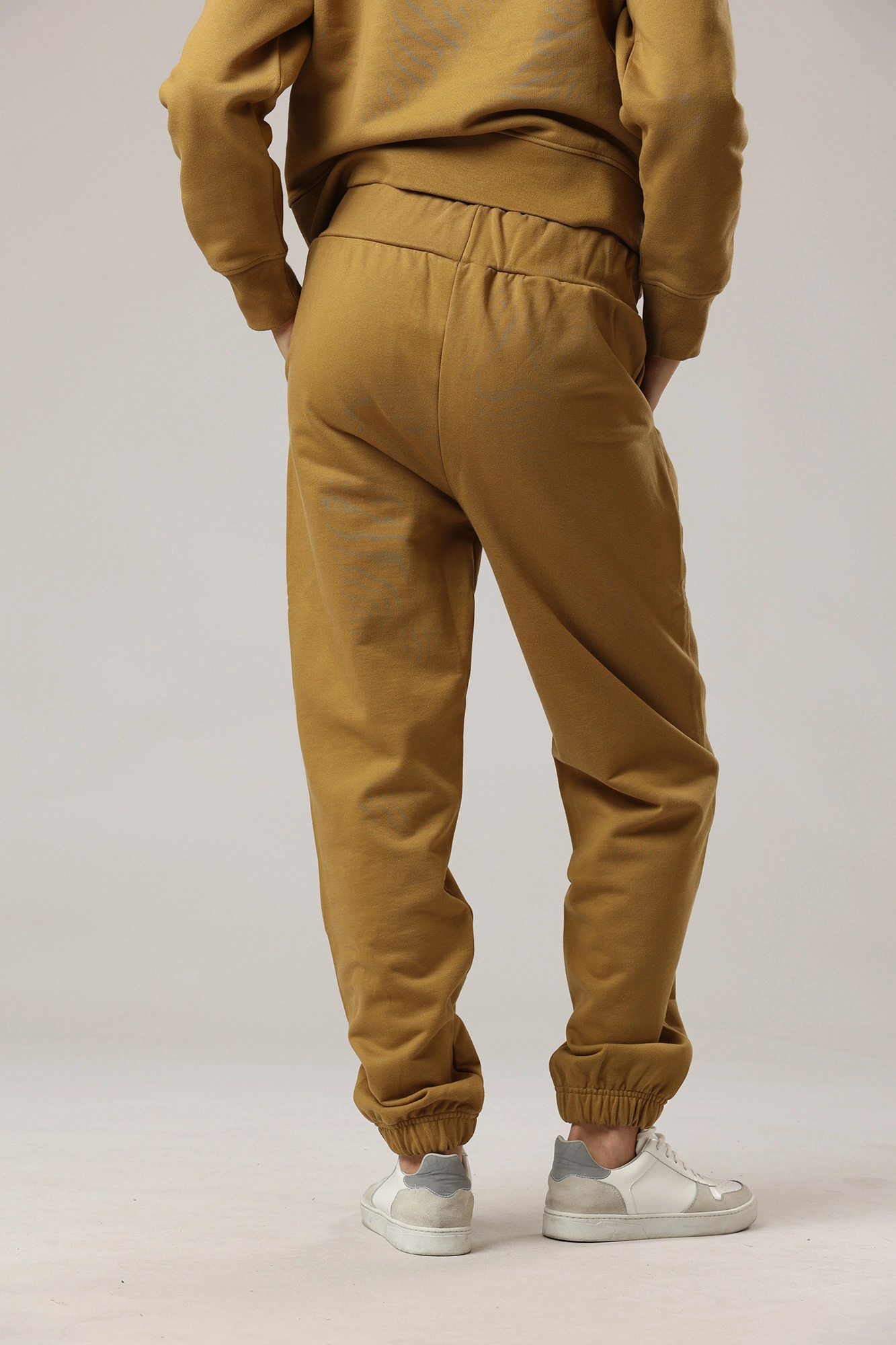 56P00367-1T006030 брюки спортивные джоггеры trussardi 