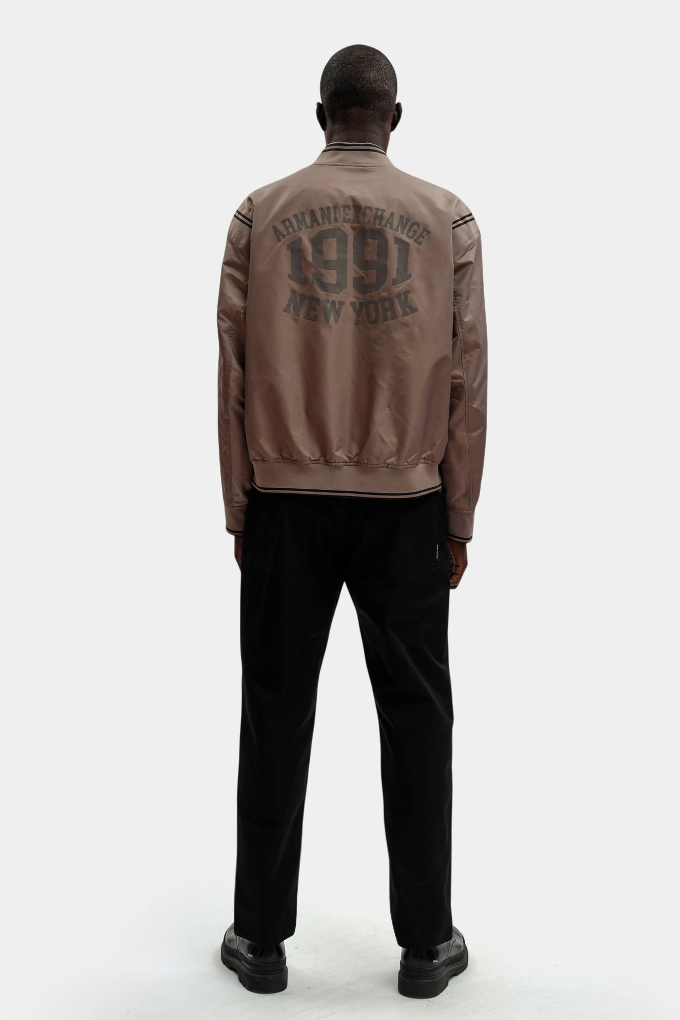 XM002017_AF19828 Бомбер Armani Exchange Коричневый