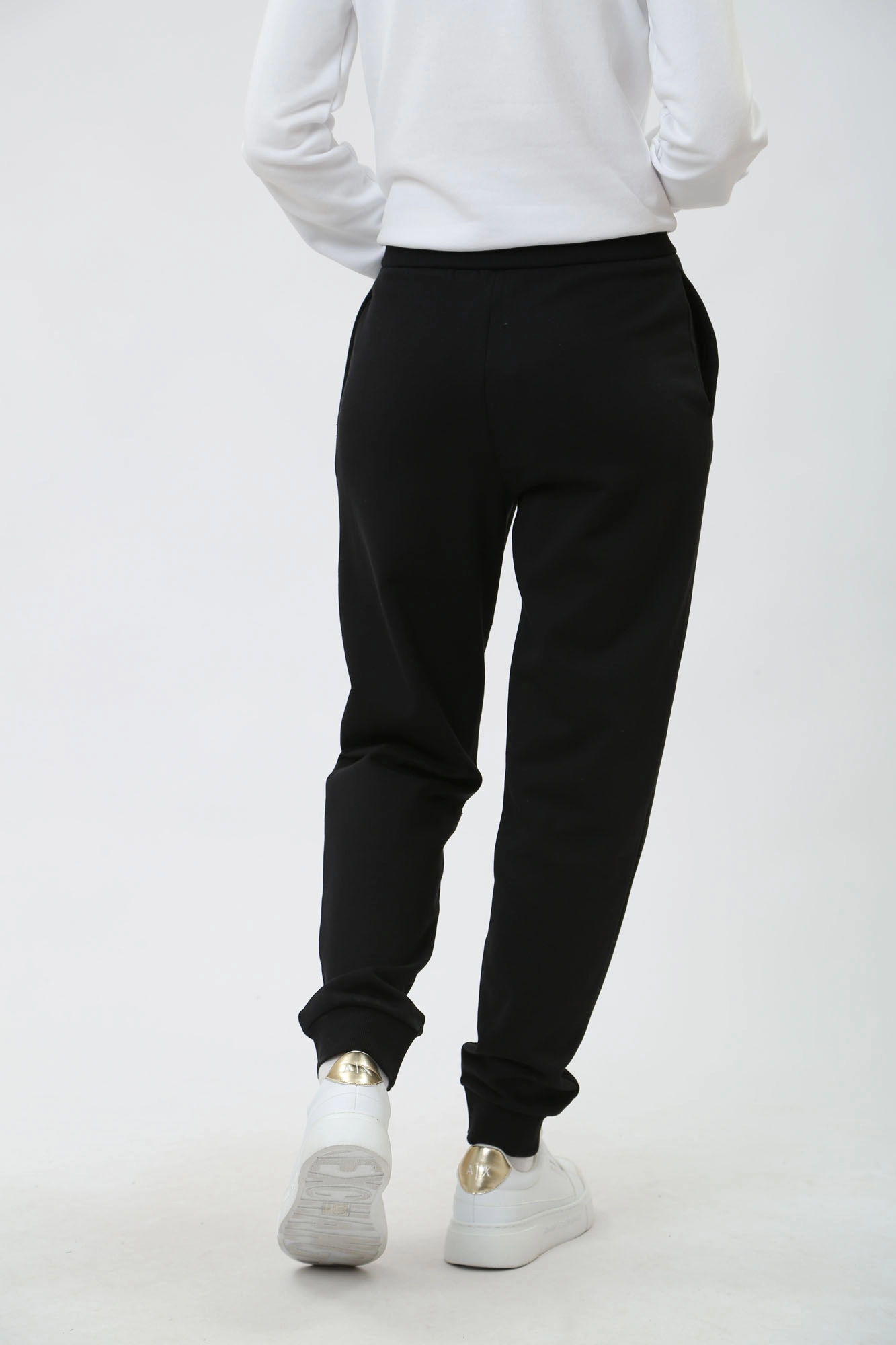 3DYP91_YJFDZ брюки спортивные armani exchange