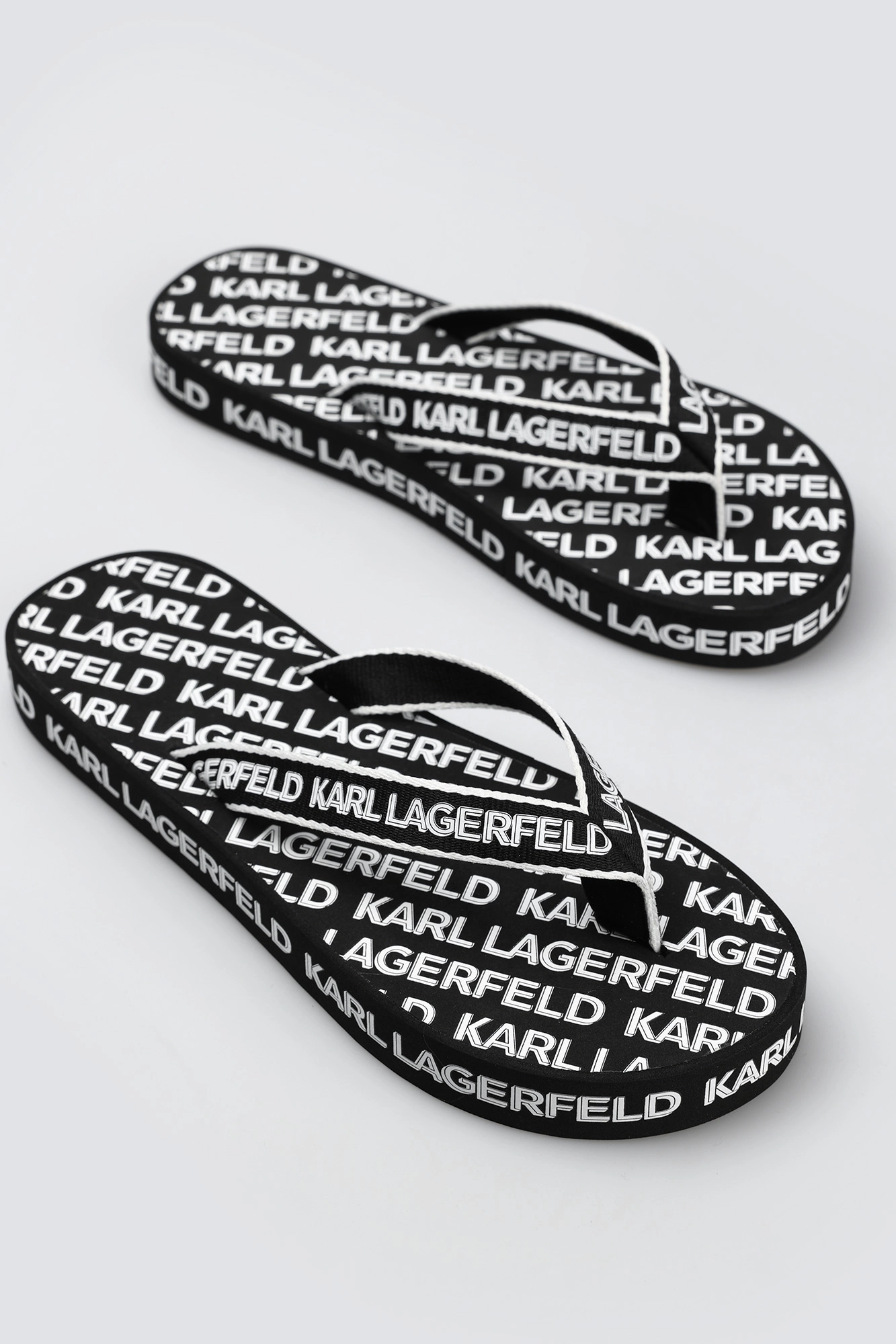 KL81003 Шлепанцы Karl Lagerfeld Черный