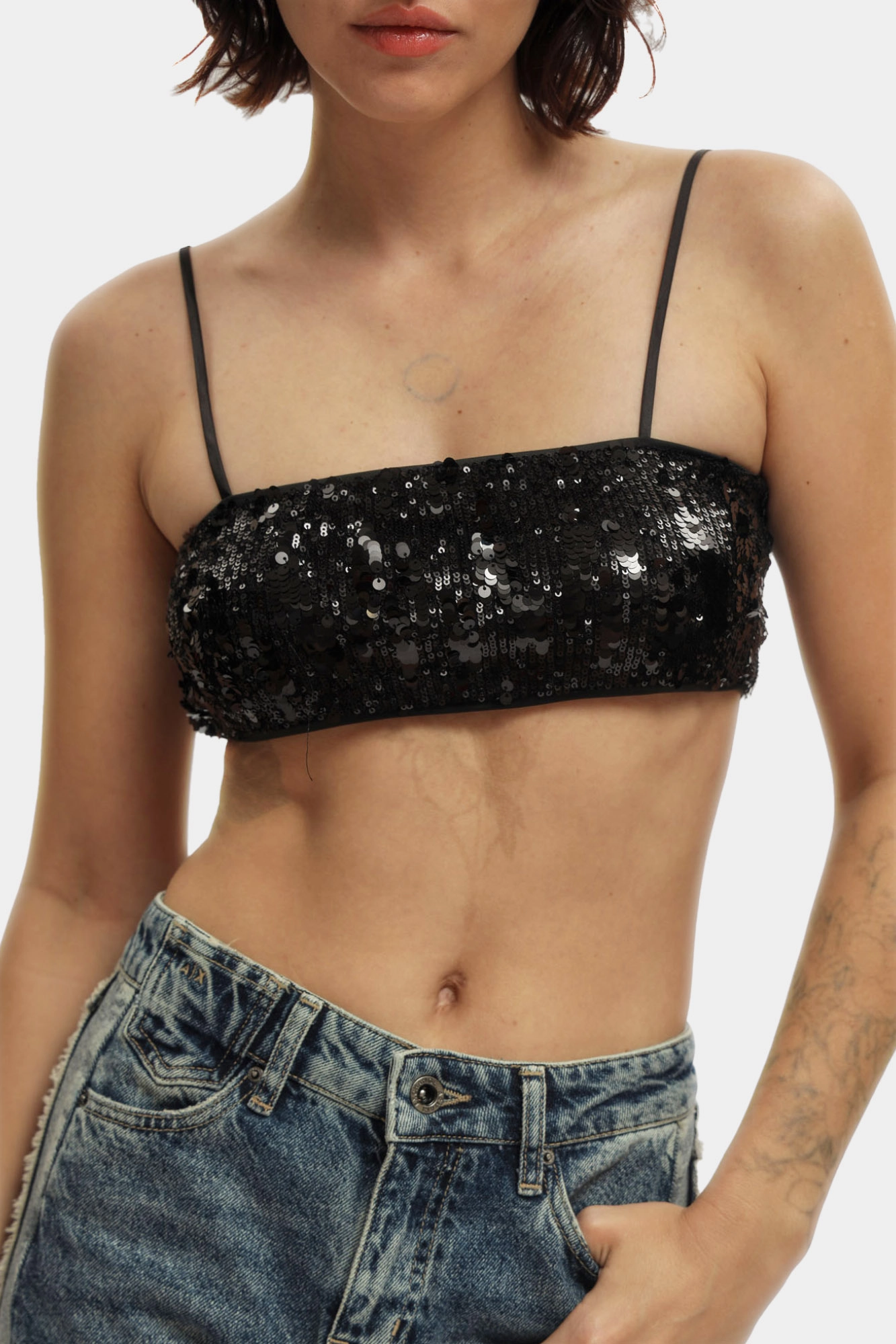 XW000375_AF12833 топ armani exchange 