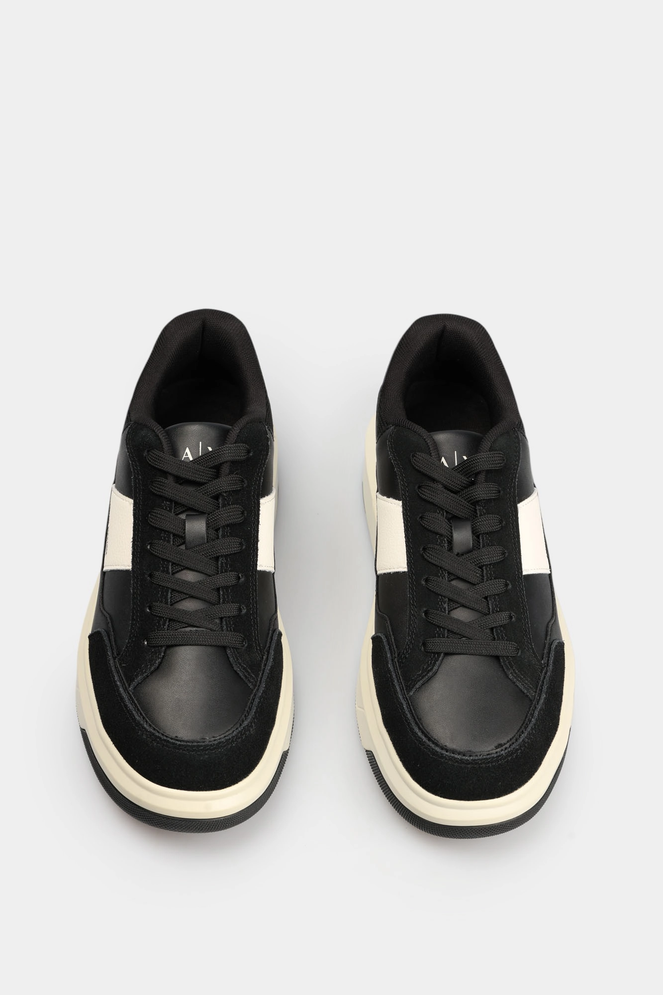 XM001720_AF17529 Кеды Armani Exchange Черный