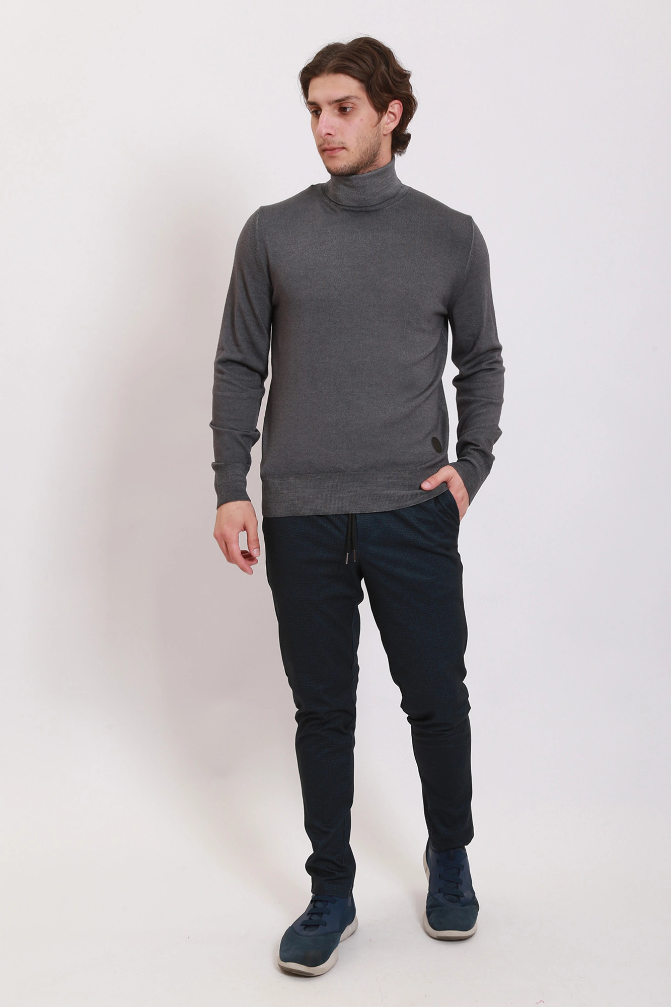 52M00530-0F000715 Водолазка Trussardi Серый