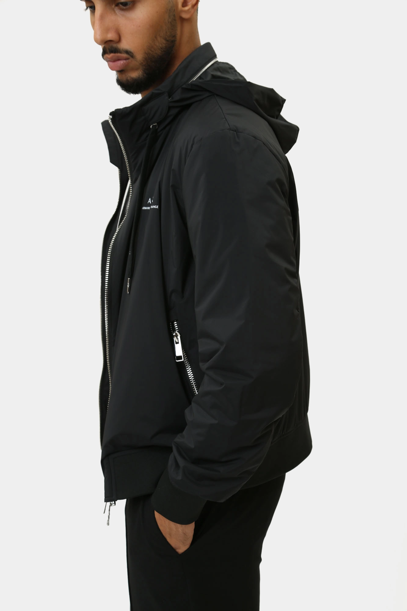 8NZB60_ZN97Z Куртка  Armani Exchange Черный