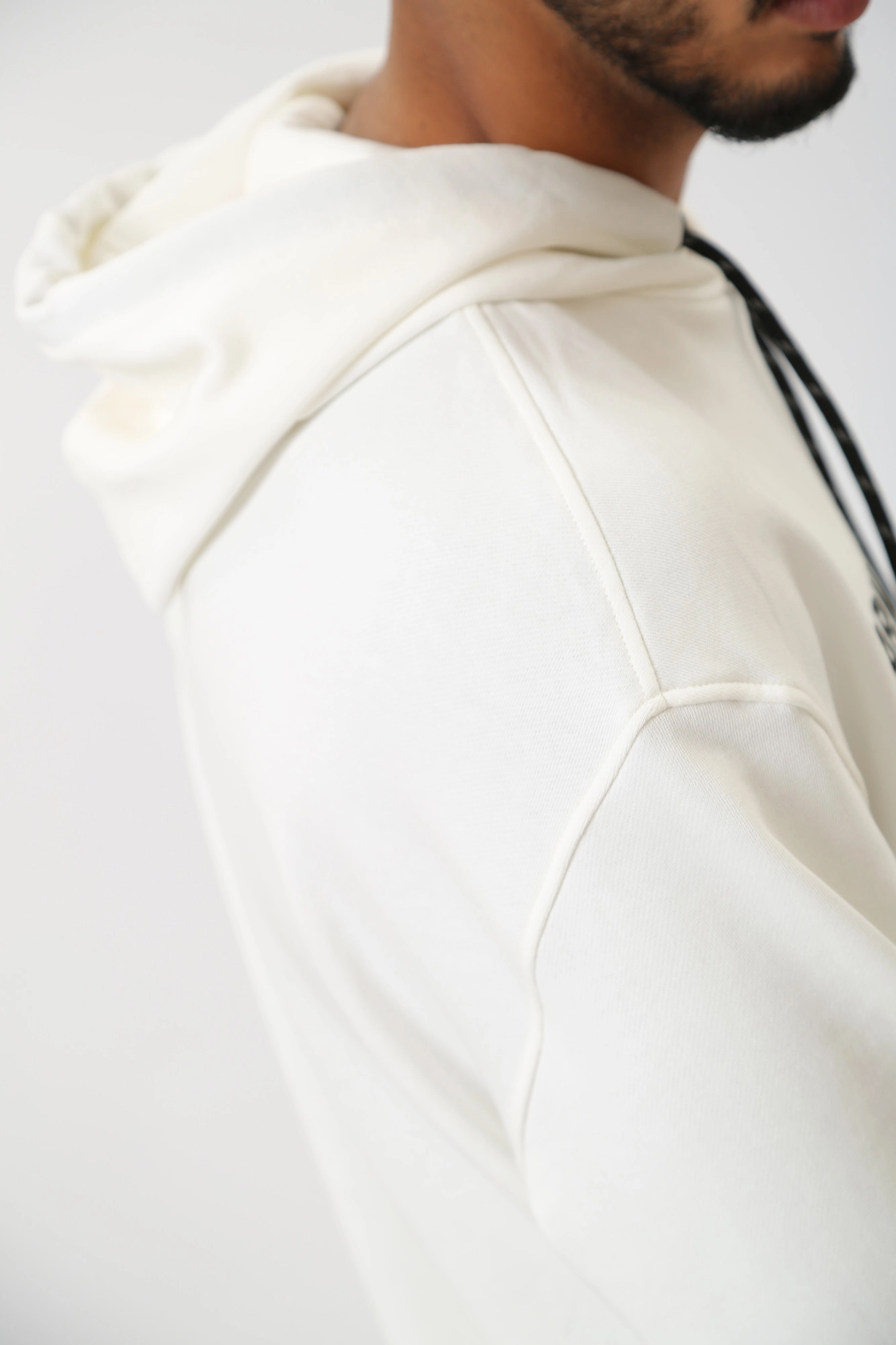 6RZMHF_ZJDGZ Худи  Armani Exchange Белый