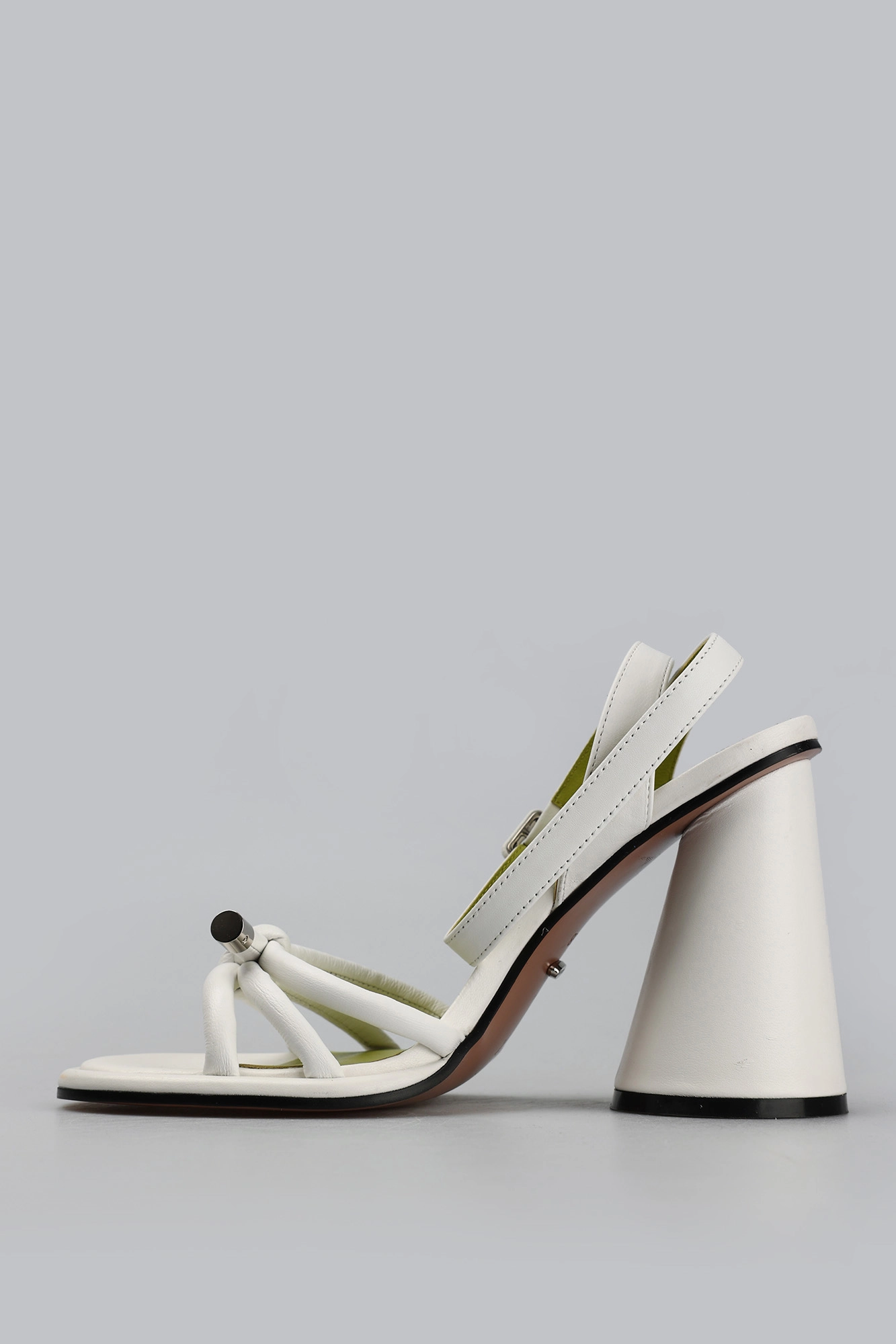 TY904-1 Босоножки Graciana Белый