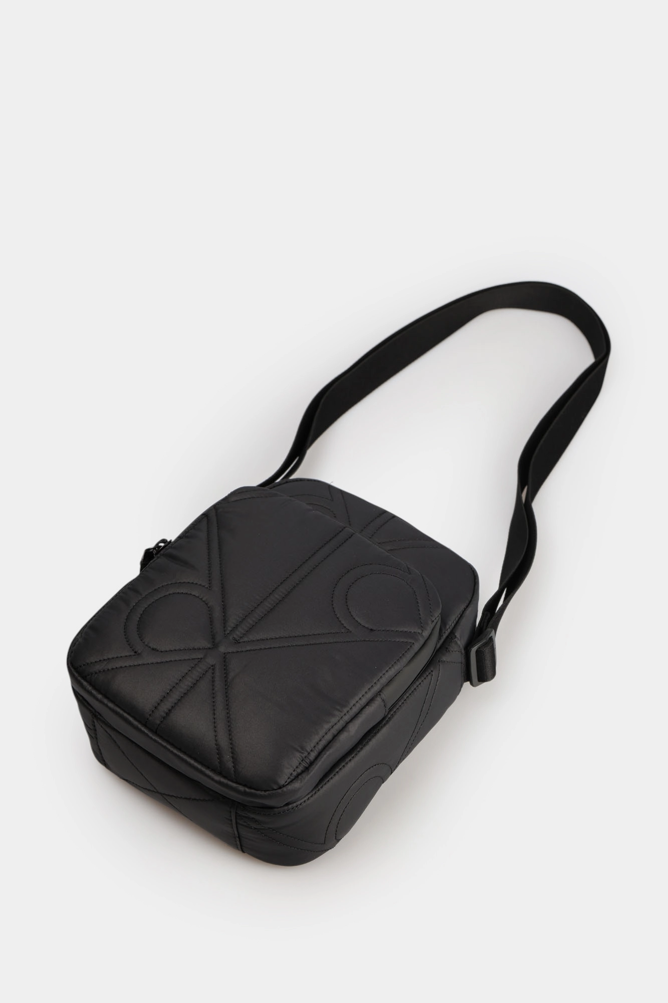 LV04D3164G Сумка Calvin Klein Jeans Черный