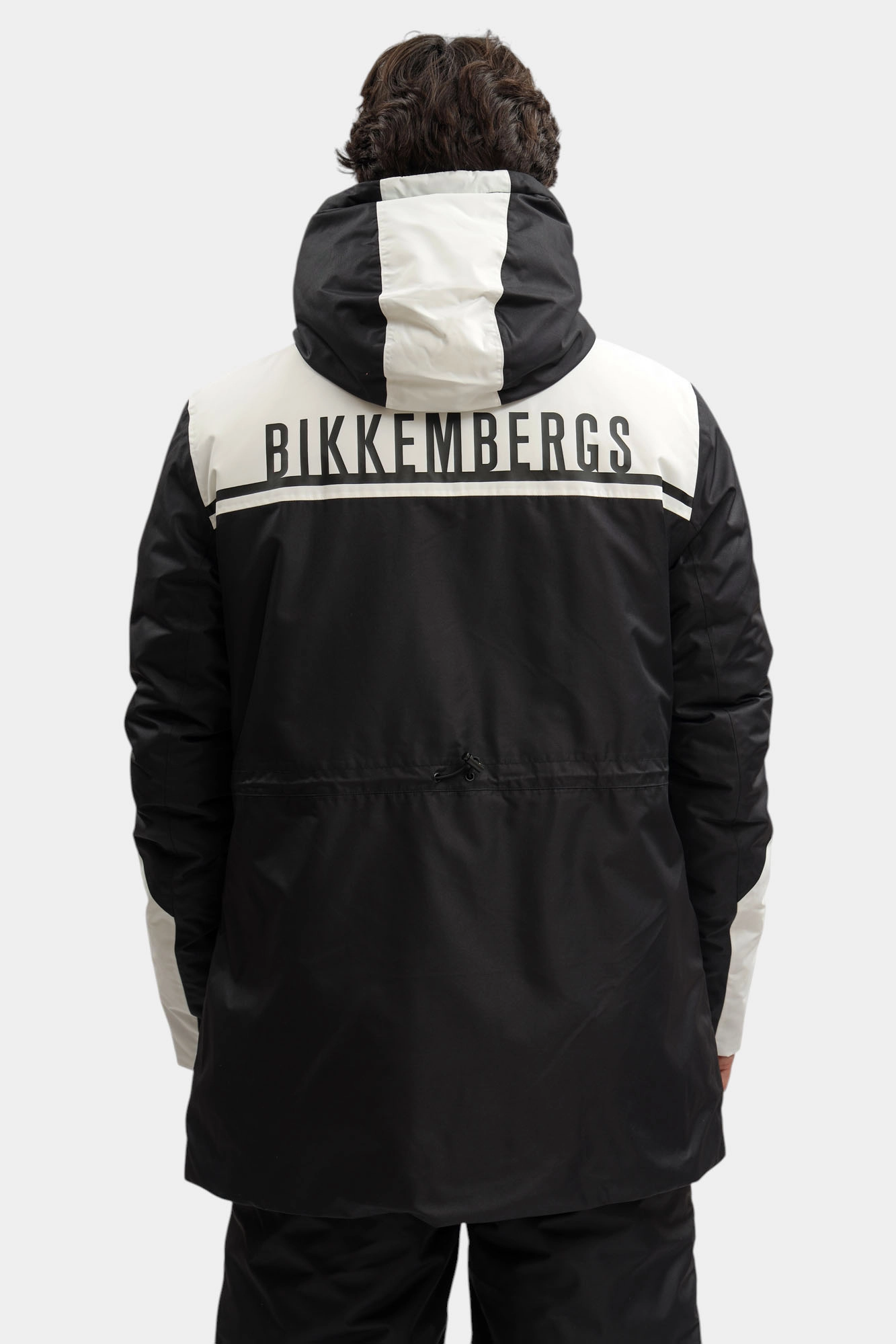 BMG1292 Куртка пуховая Bikkembergs Черный