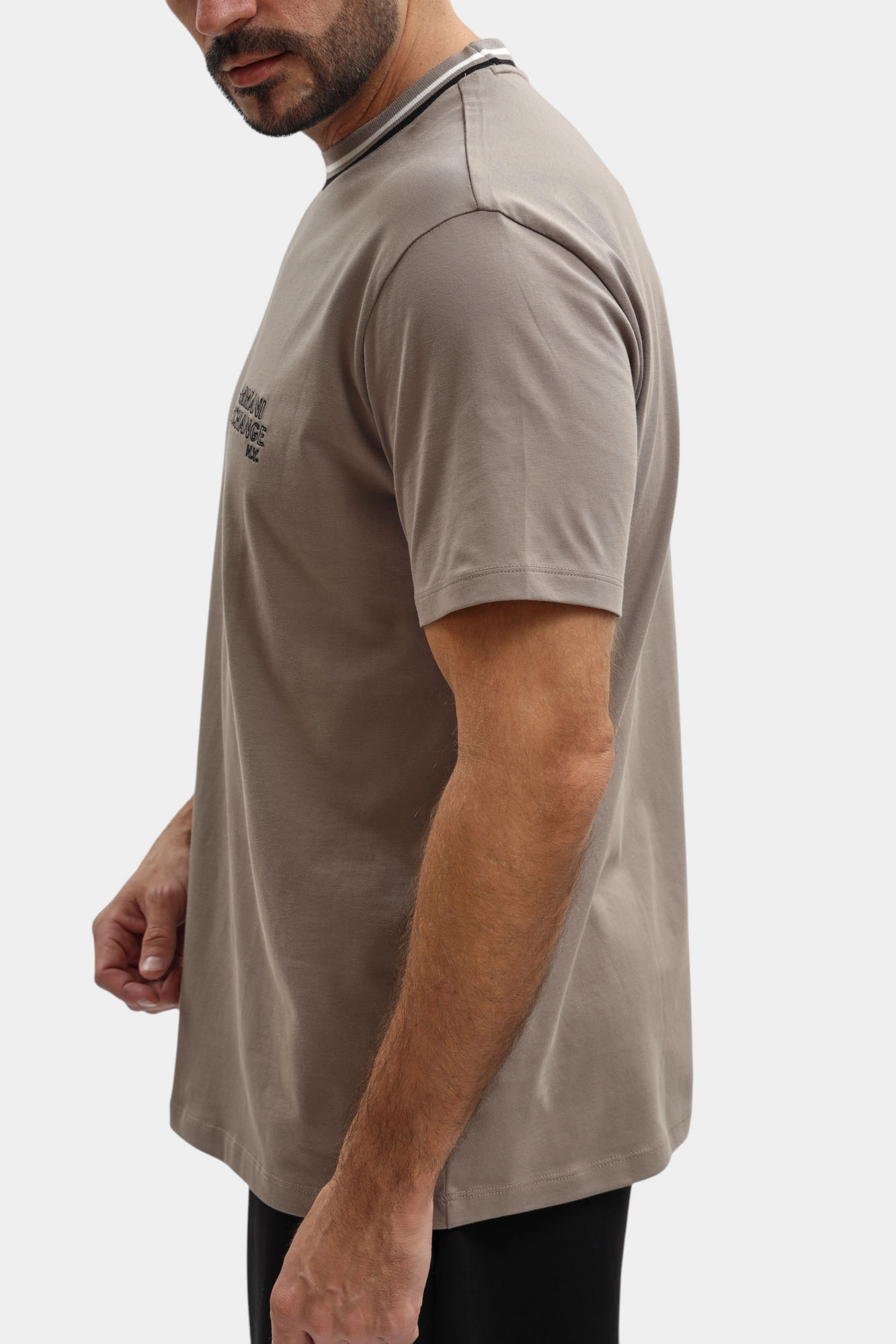 XM001795_AF10361 Футболка Armani Exchange Коричневый