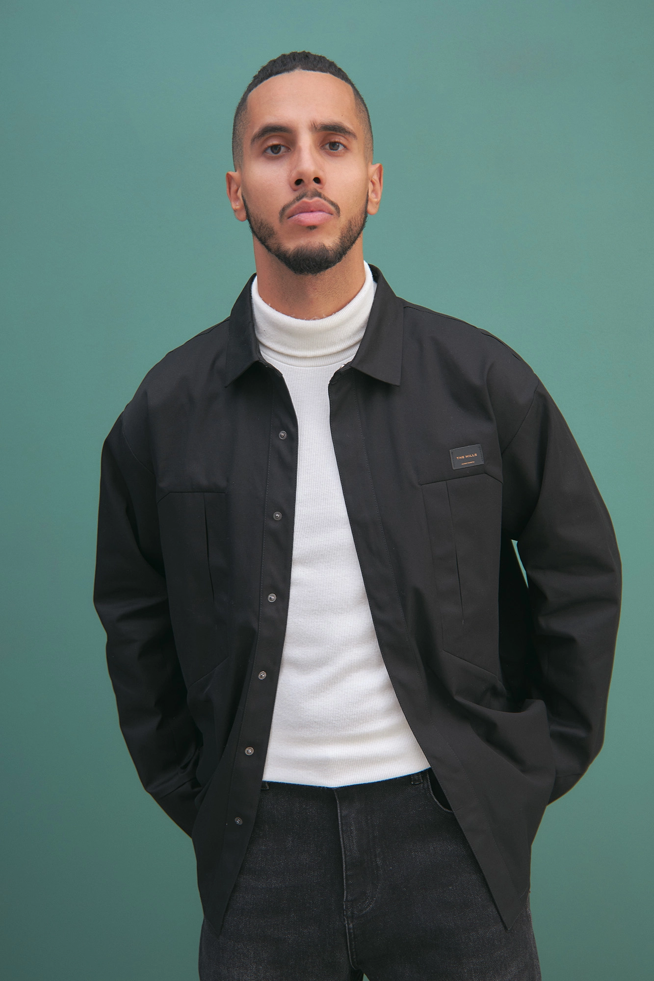 M-232-TH-56-0094 Ветровка The Hills Черный