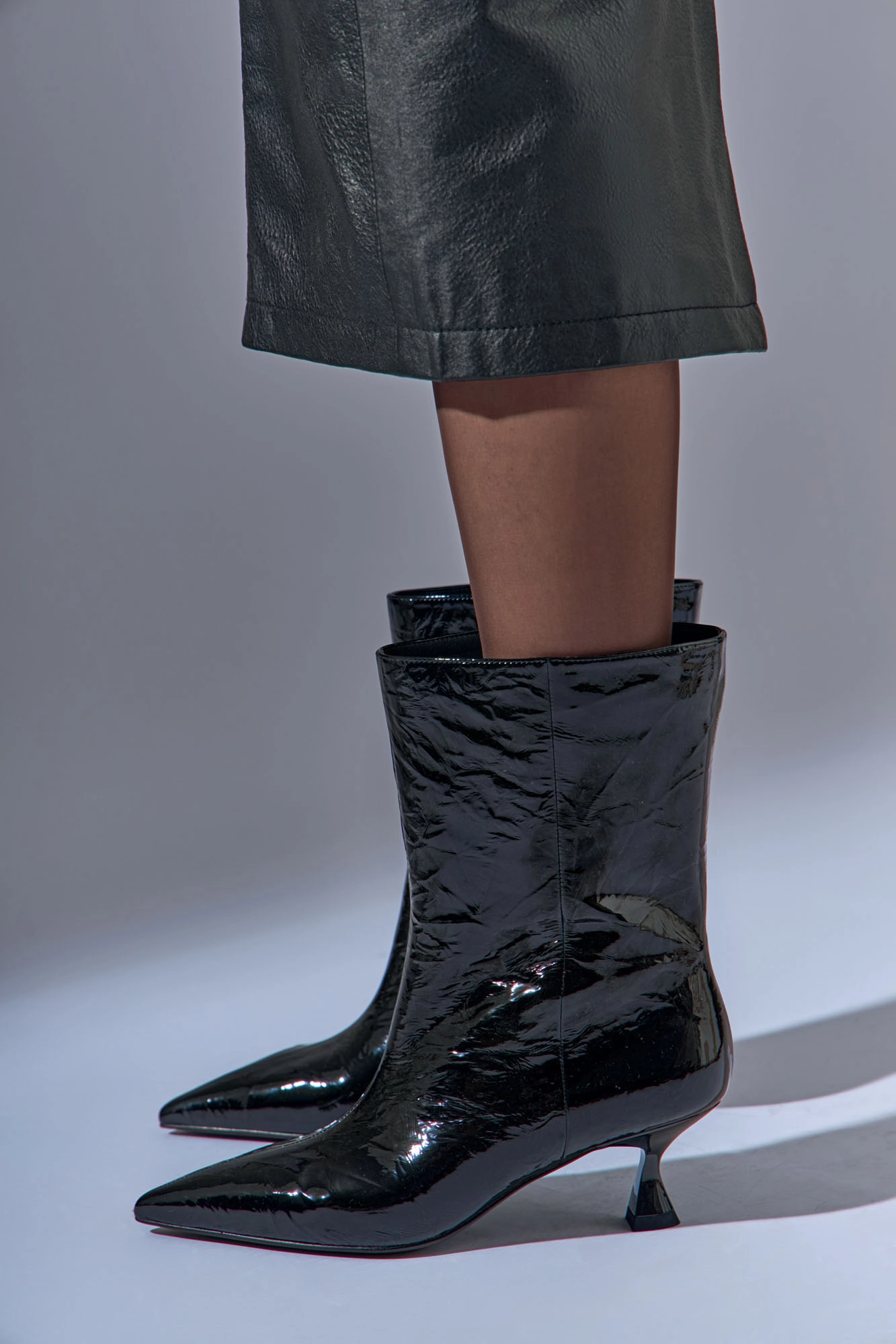 RP-L25910-802 Ботильоны закрытые Red Pin Черный