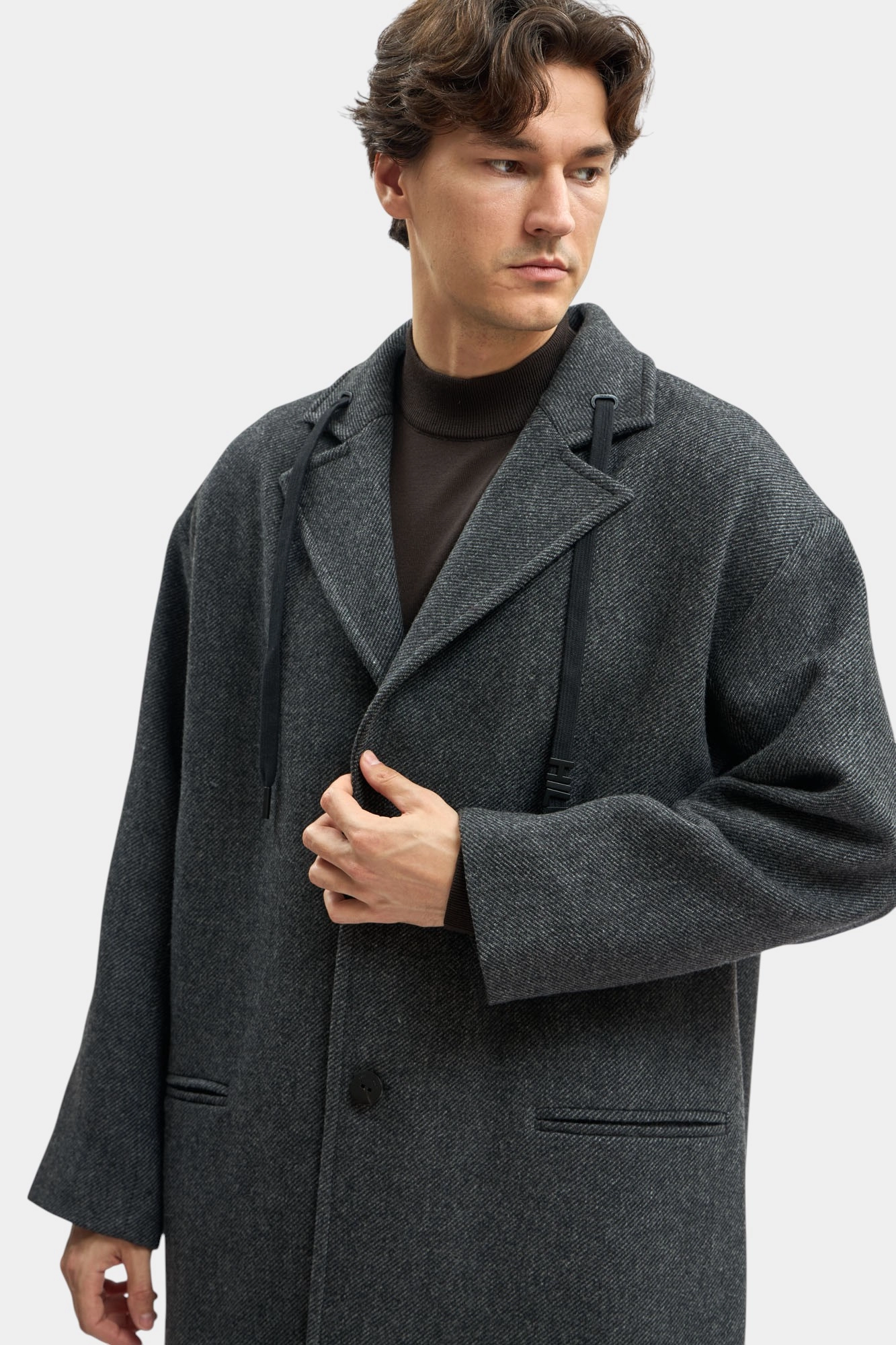 M-252-TH-56-2306 Пальто The Hills Черный