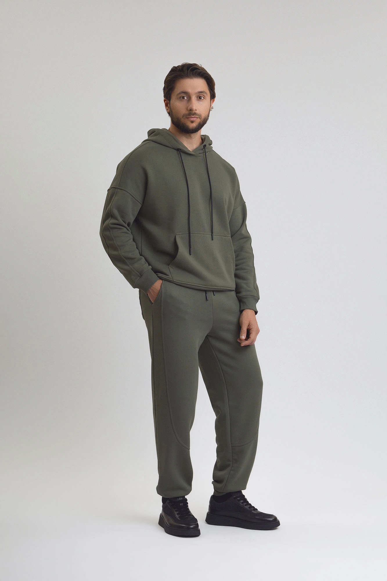 M-252-P-20-0603 Брюки спортивные The Hills Хаки