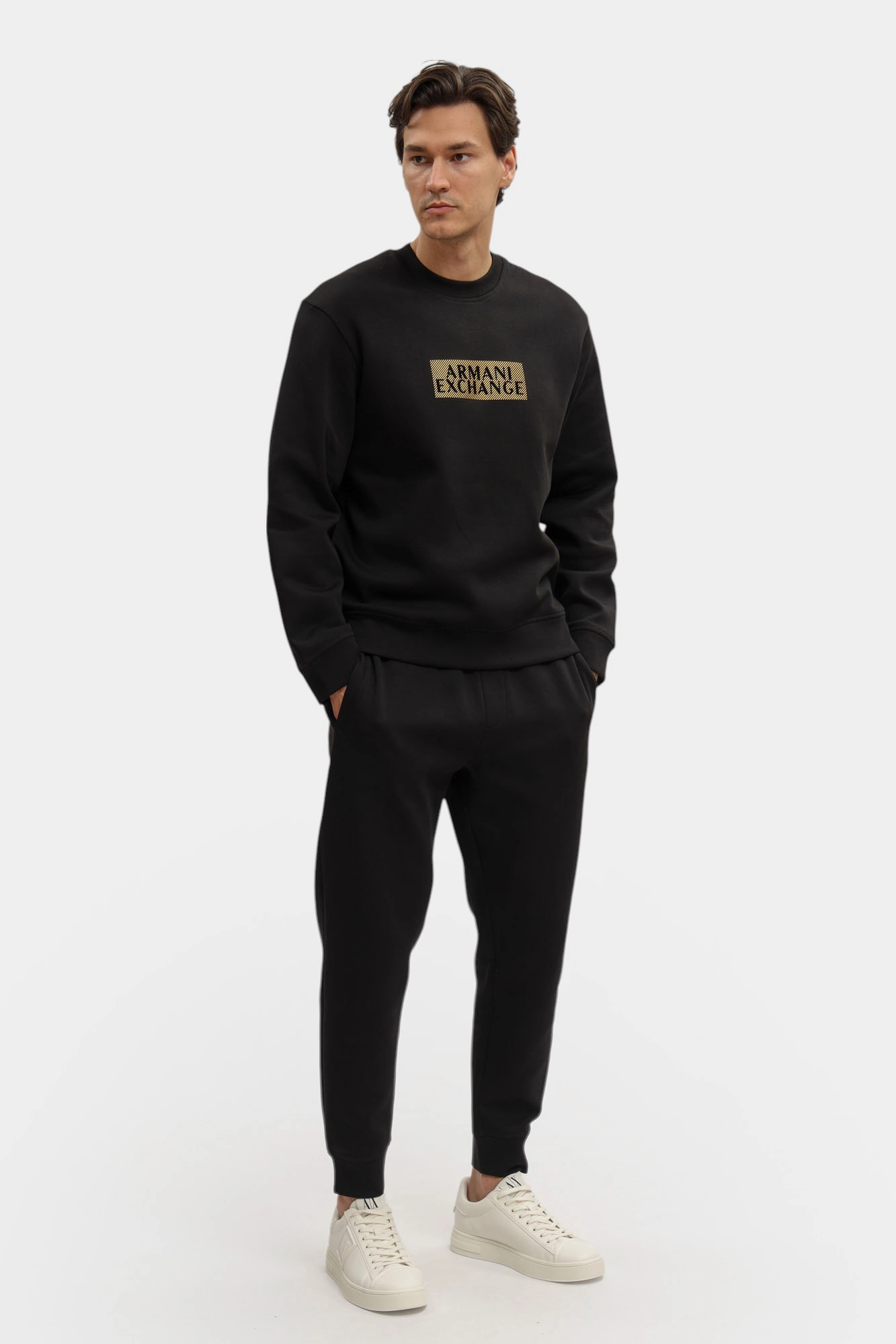 XM001892_AF10818 Свитшот Armani Exchange Черный