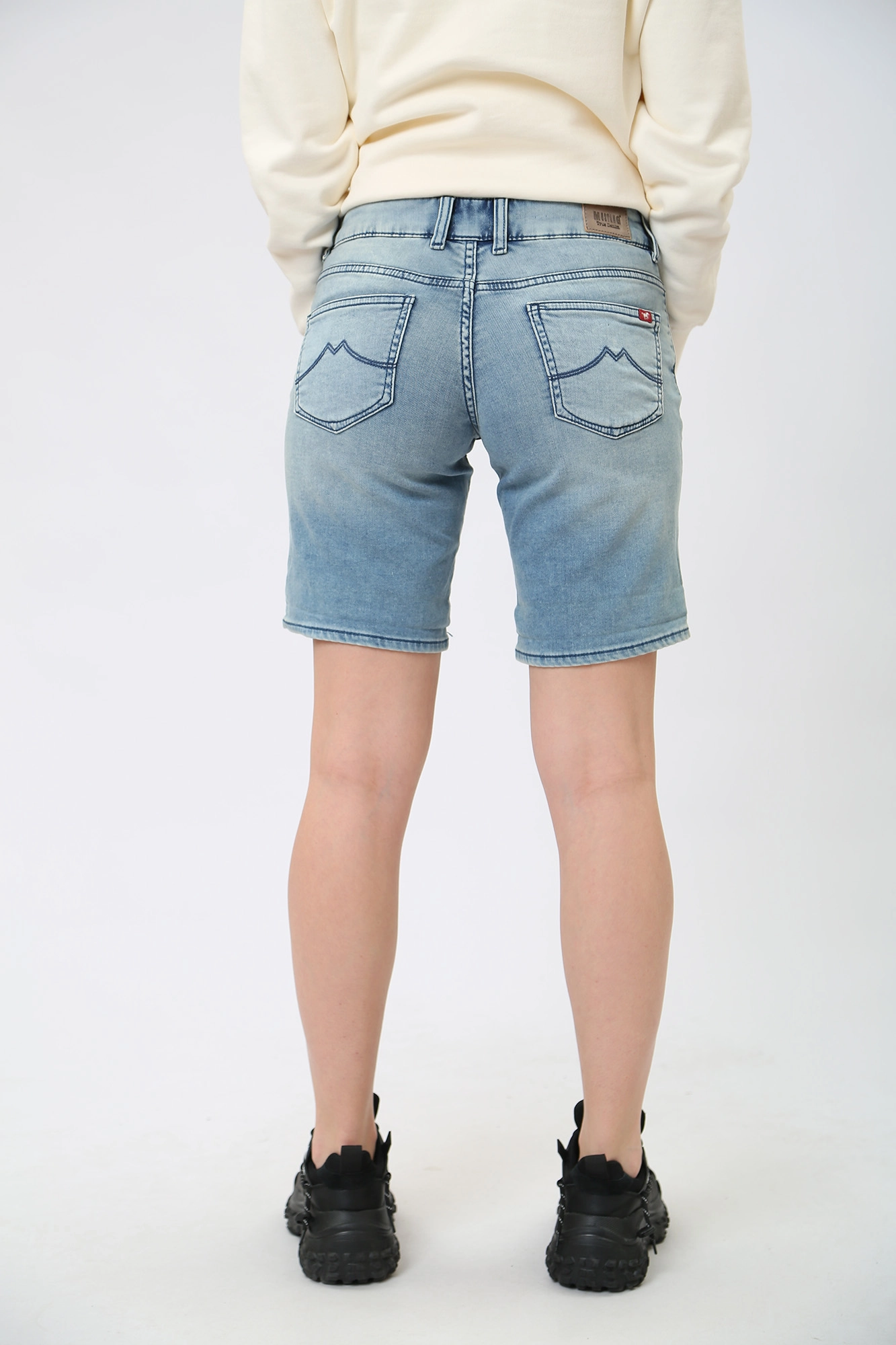 1009420-5000 шорты джинсовые mustang 