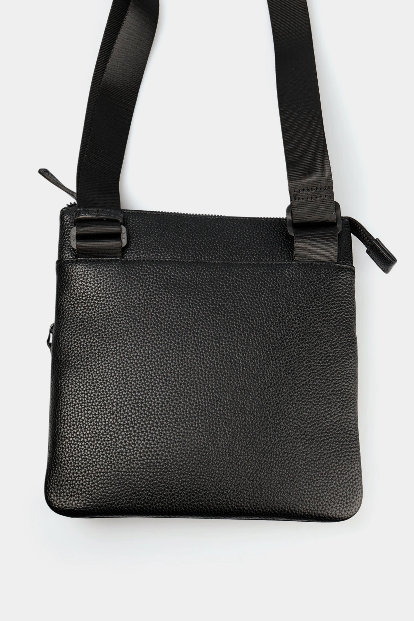 XM002033_AF19929 Сумка Armani Exchange Черный