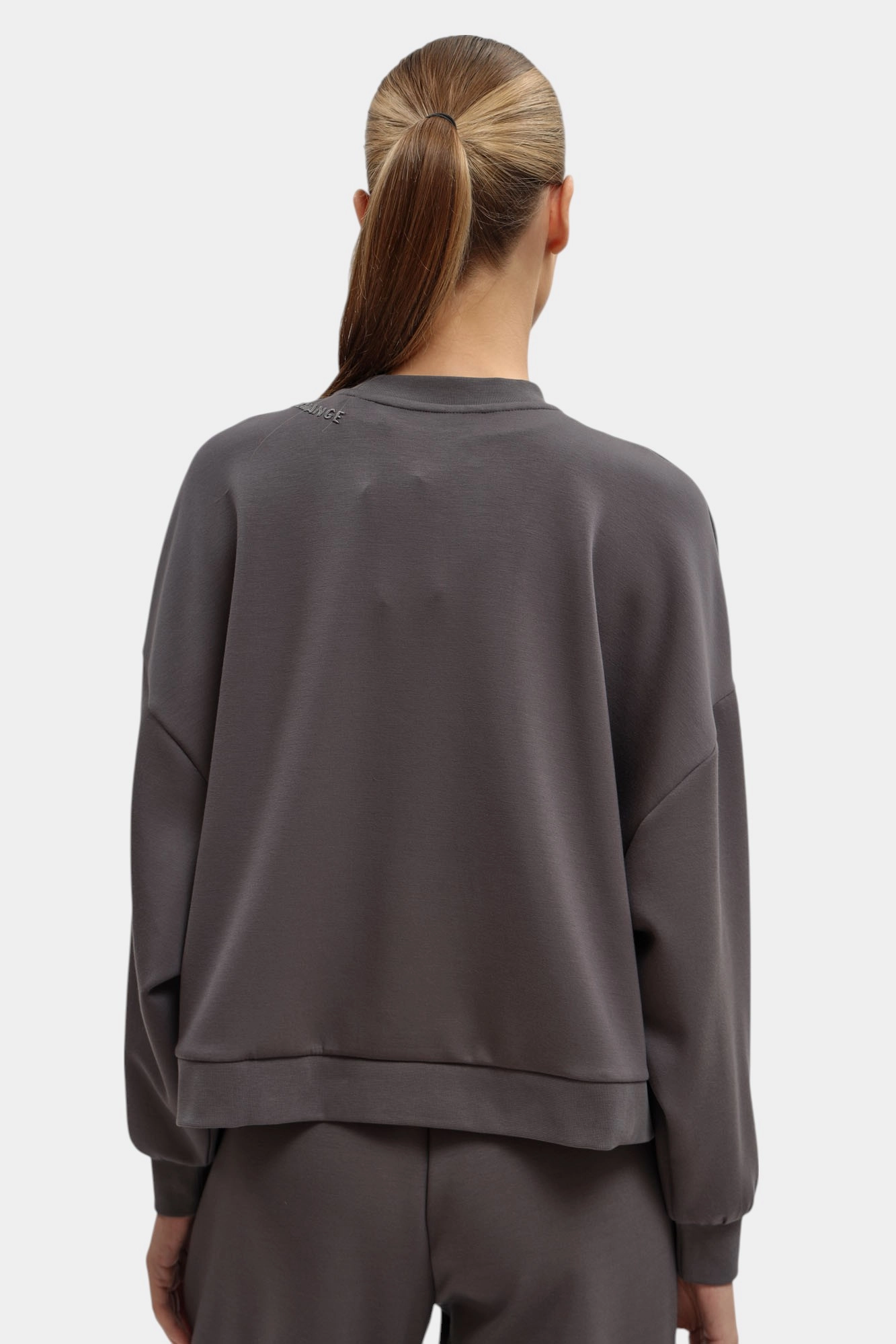 XW000740_AF16111 свитшот armani exchange